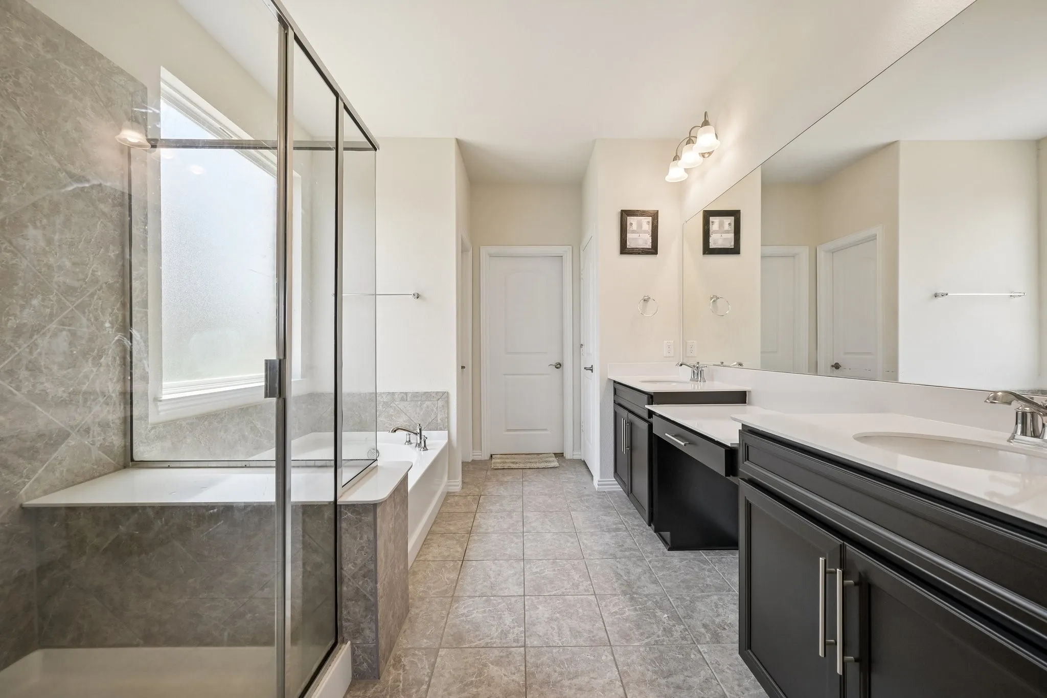 Single Family Residence For Sale in Denton County , 2801 RYDER Lane, Aubrey, Texas 76227, 4 Bedroom, 4 Bathroom, 2 Garage spaces, 3,653 Sqft, built in 2022, mls#21350411, Real Estate Agent in Aubrey, Homes For Sale in Denton county, Homes For Sale in Aubrey, Realtor in Aubrey Texas, Real Estate Brokerage Independent Realty Texas, Luminita Cordes Realtor