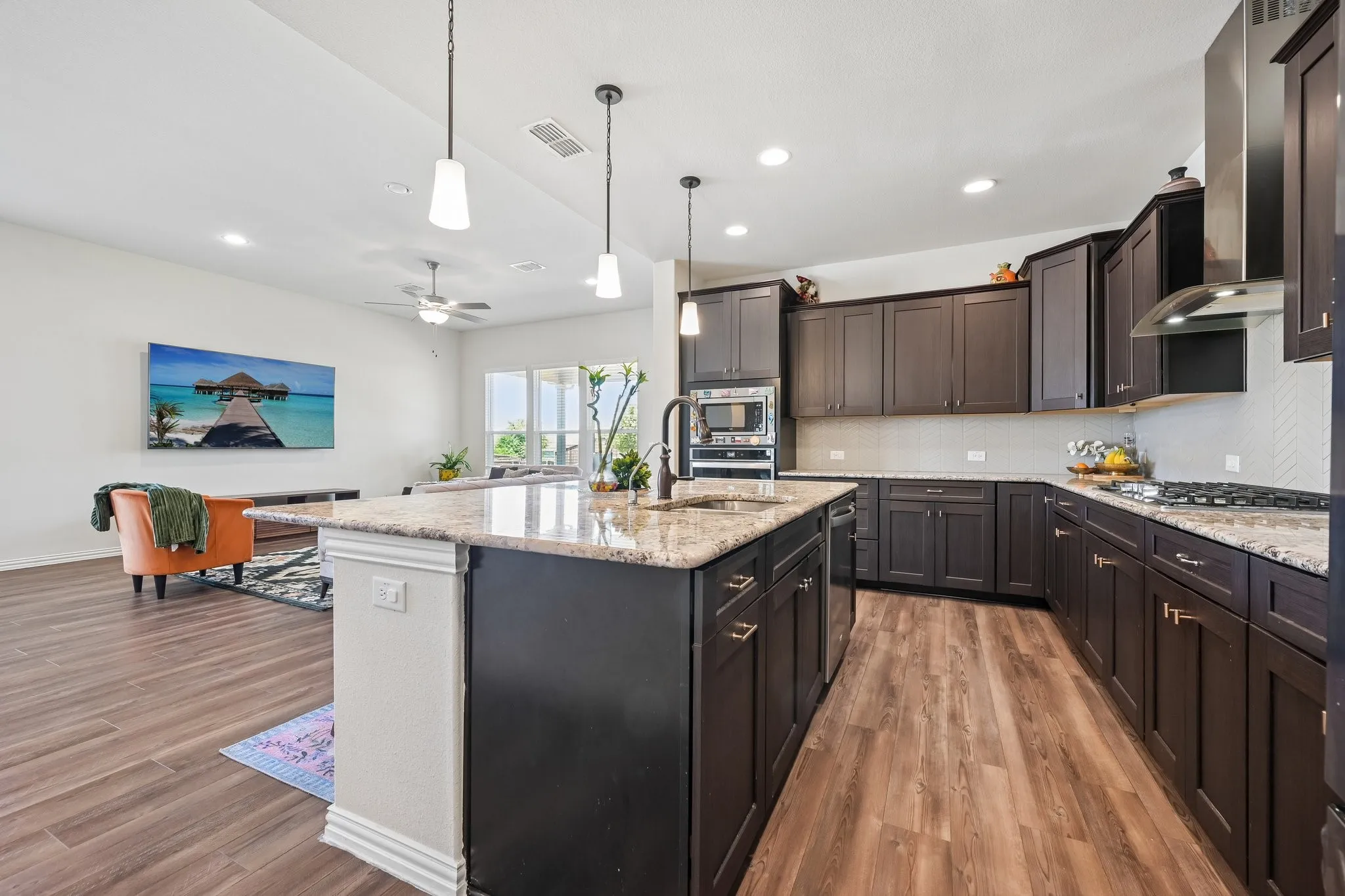 Single Family Residence For Sale in Denton County , 2801 RYDER Lane, Aubrey, Texas 76227, 4 Bedroom, 4 Bathroom, 2 Garage spaces, 3,653 Sqft, built in 2022, mls#21350411, Real Estate Agent in Aubrey, Homes For Sale in Denton county, Homes For Sale in Aubrey, Realtor in Aubrey Texas, Real Estate Brokerage Independent Realty Texas, Luminita Cordes Realtor