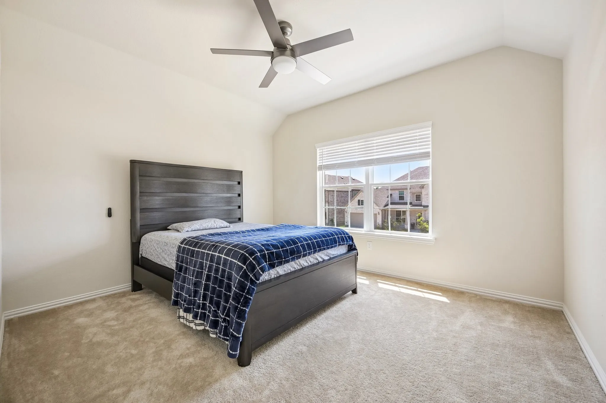 Single Family Residence For Sale in Denton County , 2801 RYDER Lane, Aubrey, Texas 76227, 4 Bedroom, 4 Bathroom, 2 Garage spaces, 3,653 Sqft, built in 2022, mls#21350411, Real Estate Agent in Aubrey, Homes For Sale in Denton county, Homes For Sale in Aubrey, Realtor in Aubrey Texas, Real Estate Brokerage Independent Realty Texas, Luminita Cordes Realtor