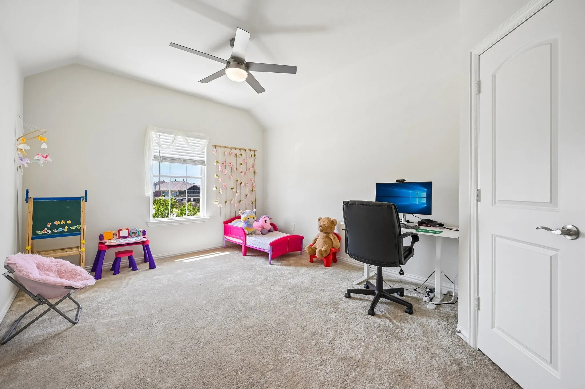 Single Family Residence For Sale in Denton County , 2801 RYDER Lane, Aubrey, Texas 76227, 4 Bedroom, 4 Bathroom, 2 Garage spaces, 3,653 Sqft, built in 2022, mls#21350411, Real Estate Agent in Aubrey, Homes For Sale in Denton county, Homes For Sale in Aubrey, Realtor in Aubrey Texas, Real Estate Brokerage Independent Realty Texas, Luminita Cordes Realtor