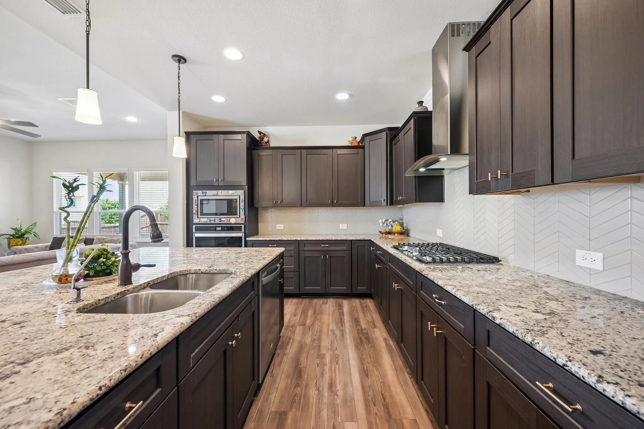 Single Family Residence For Sale in Denton County , 2801 RYDER Lane, Aubrey, Texas 76227, 4 Bedroom, 4 Bathroom, 2 Garage spaces, 3,653 Sqft, built in 2022, mls#21350411, Real Estate Agent in Aubrey, Homes For Sale in Denton county, Homes For Sale in Aubrey, Realtor in Aubrey Texas, Real Estate Brokerage Independent Realty Texas, Luminita Cordes Realtor