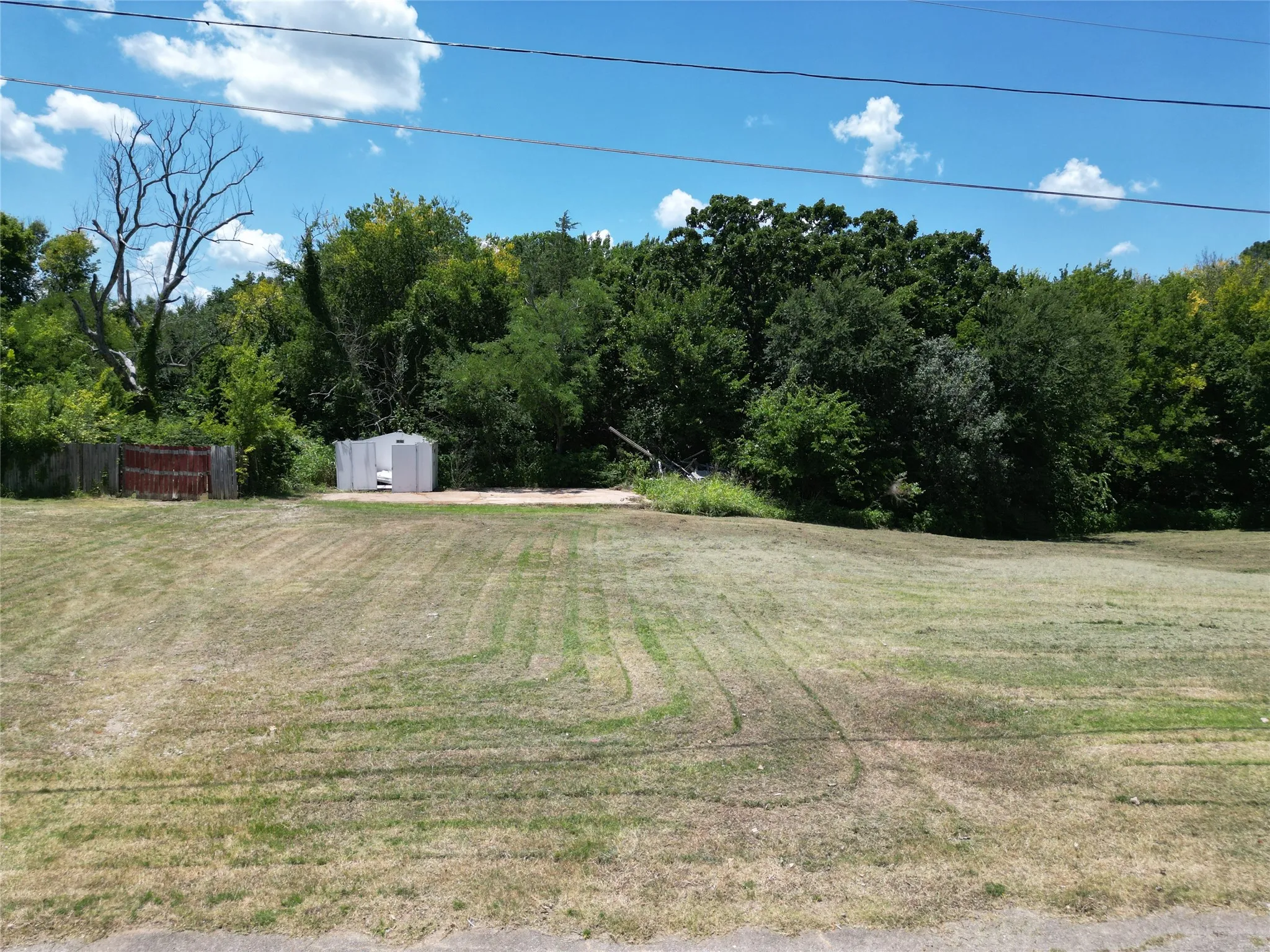 Improved Land For Sale in Grayson County , 3109 S Maurice Avenue, Denison, Texas 75020, 0, 0, Garage spaces, 0 Sqft, built in 1900, Price $260,000, mls#21350465, Real Estate Agent in Denison, Homes For Sale in Grayson county, Homes For Sale in Denison, Realtor in Denison Texas, Real Estate Brokerage Independent Realty Texas, Luminita Cordes Realtor
