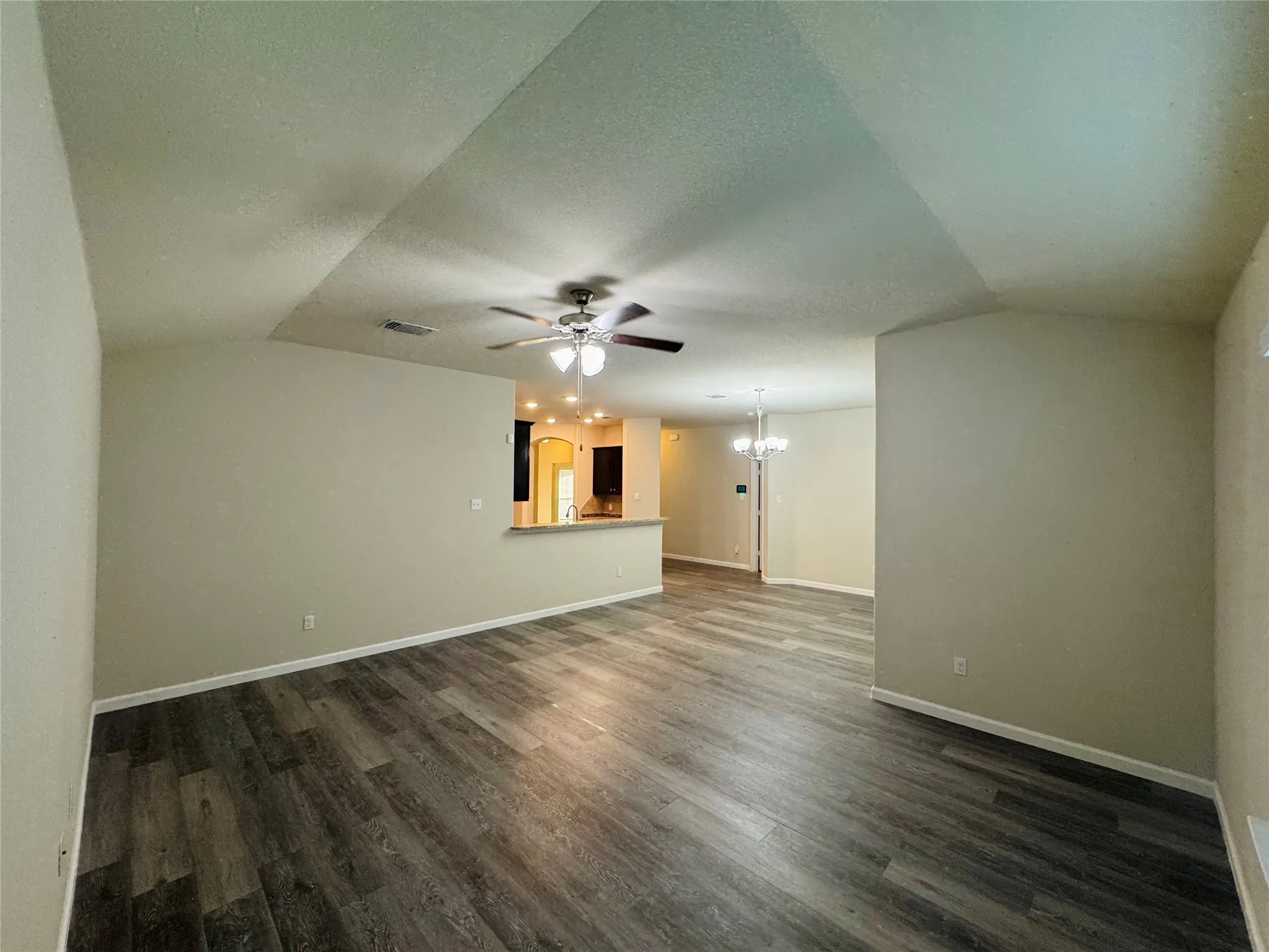 Single Family Residence For Rent in Mc Lennan County , 3020 Skinner Drive, Waco, Texas 76655, 4 Bedroom, 2 Bathroom, 2 Garage spaces, 1,898 Sqft, built in 2018, mls#21350478, Real Estate Agent in Waco, Homes For Rent in Mc Lennan county, Homes For Rent in Waco, Realtor in Waco Texas, Real Estate Brokerage Independent Realty Texas, Luminita Cordes Realtor