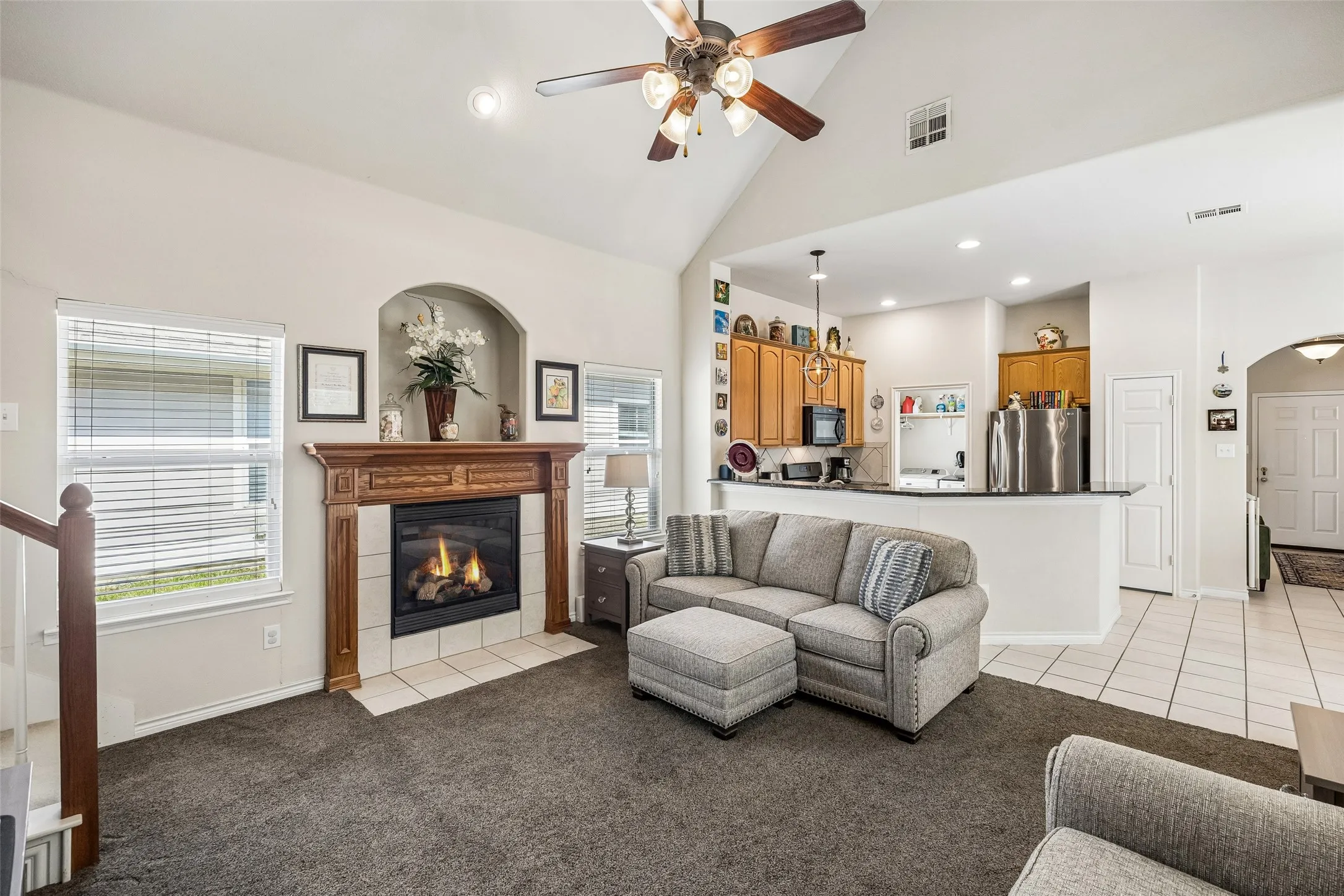 Single Family Residence For Sale in Denton County , 901 Wenk Drive, Aubrey, Texas 76227, 3 Bedroom, 2 Bathroom, 2 Garage spaces, 1,759 Sqft, built in 2005, mls#21348798, Real Estate Agent in Aubrey, Homes For Sale in Denton county, Homes For Sale in Aubrey, Realtor in Aubrey Texas, Real Estate Brokerage Independent Realty Texas, Luminita Cordes Realtor