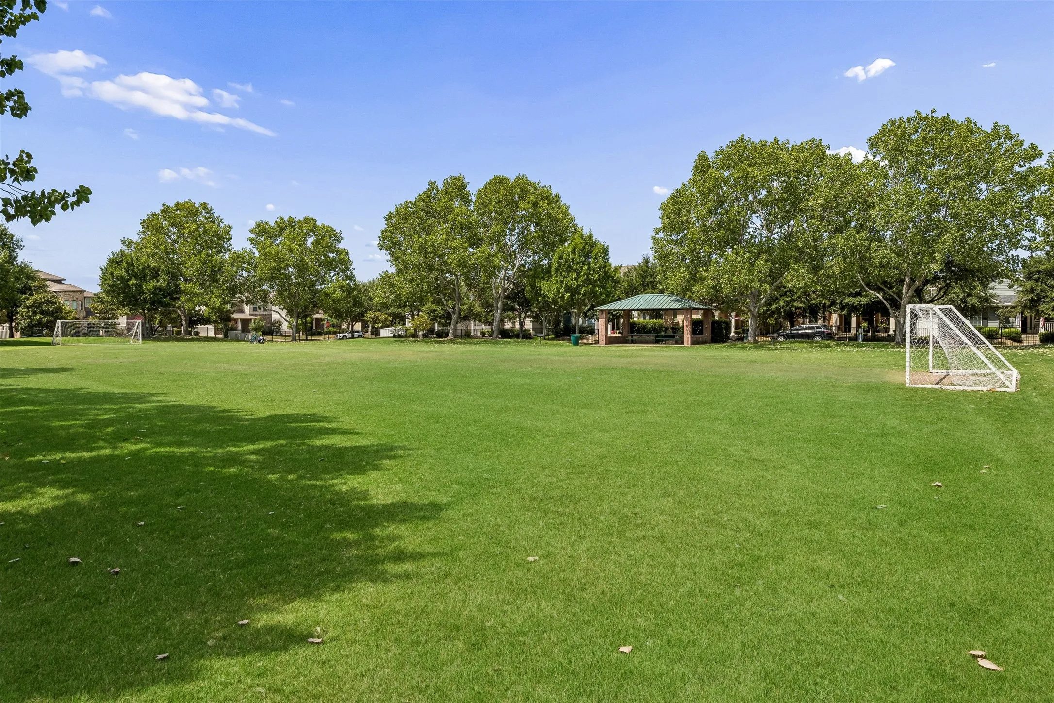 Single Family Residence For Sale in Denton County , 901 Wenk Drive, Aubrey, Texas 76227, 3 Bedroom, 2 Bathroom, 2 Garage spaces, 1,759 Sqft, built in 2005, mls#21348798, Real Estate Agent in Aubrey, Homes For Sale in Denton county, Homes For Sale in Aubrey, Realtor in Aubrey Texas, Real Estate Brokerage Independent Realty Texas, Luminita Cordes Realtor