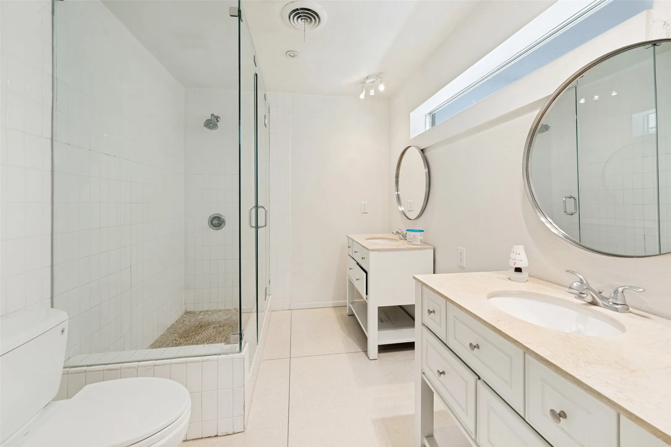 Single Family Residence For Sale in Tarrant County , 4013 Clayton Road E, Fort Worth, Texas 76116, 3 Bedrooms, 3 Bathrooms, 2 Garage spaces, 2,707 Sqft, built in 1966, Price $655,000, mls#21323284, Real Estate Agent in Fort Worth, Homes For Sale in Tarrant county, Homes For Sale in Fort Worth, Realtor in Fort Worth Texas, Real Estate Brokerage Independent Realty Texas, Luminita Cordes Realtor