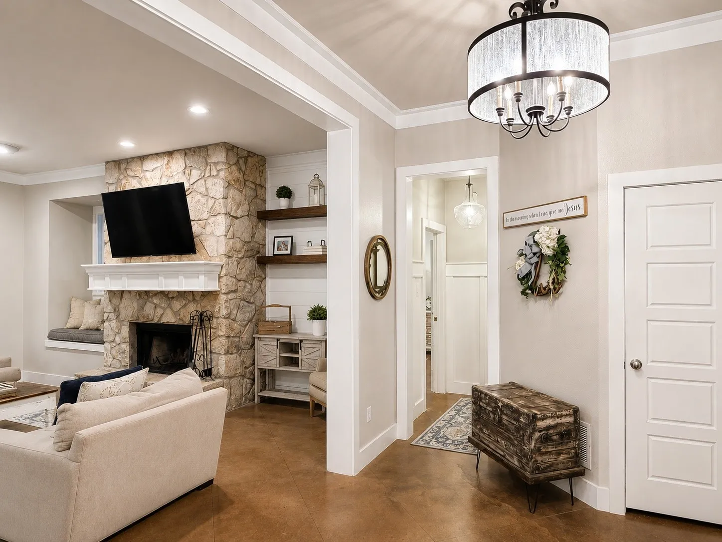Single Family Residence For Sale in Ellis County , 7204 Montgomery Road, Midlothian, Texas 76065, 4 Bedroom, 3 Bathroom, 2 Garage spaces, 2,414 Sqft, built in 1999, mls#21343907, Real Estate Agent in Midlothian, Homes For Sale in Ellis county, Homes For Sale in Midlothian, Realtor in Midlothian Texas, Real Estate Brokerage Independent Realty Texas, Luminita Cordes Realtor