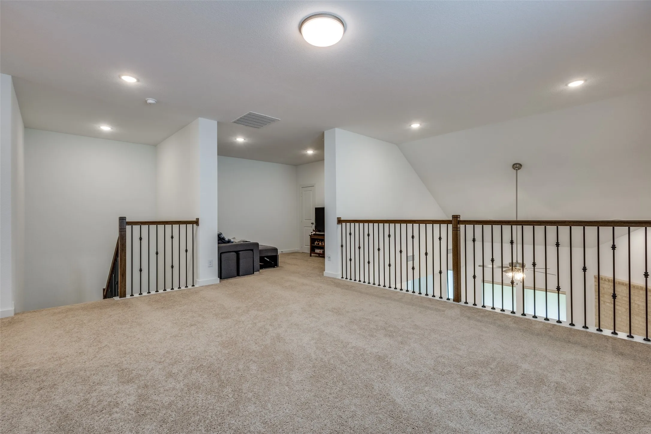 Single Family Residence For Rent in Collin County , 3012 Eccleston Street, Celina, Texas 75009, 4 Bedroom, 4 Bathroom, 2 Garage spaces, 2,955 Sqft, built in 2022, mls#21349992, Real Estate Agent in Celina, Homes For Rent in Collin county, Homes For Rent in Celina, Realtor in Celina Texas, Real Estate Brokerage Independent Realty Texas, Luminita Cordes Realtor