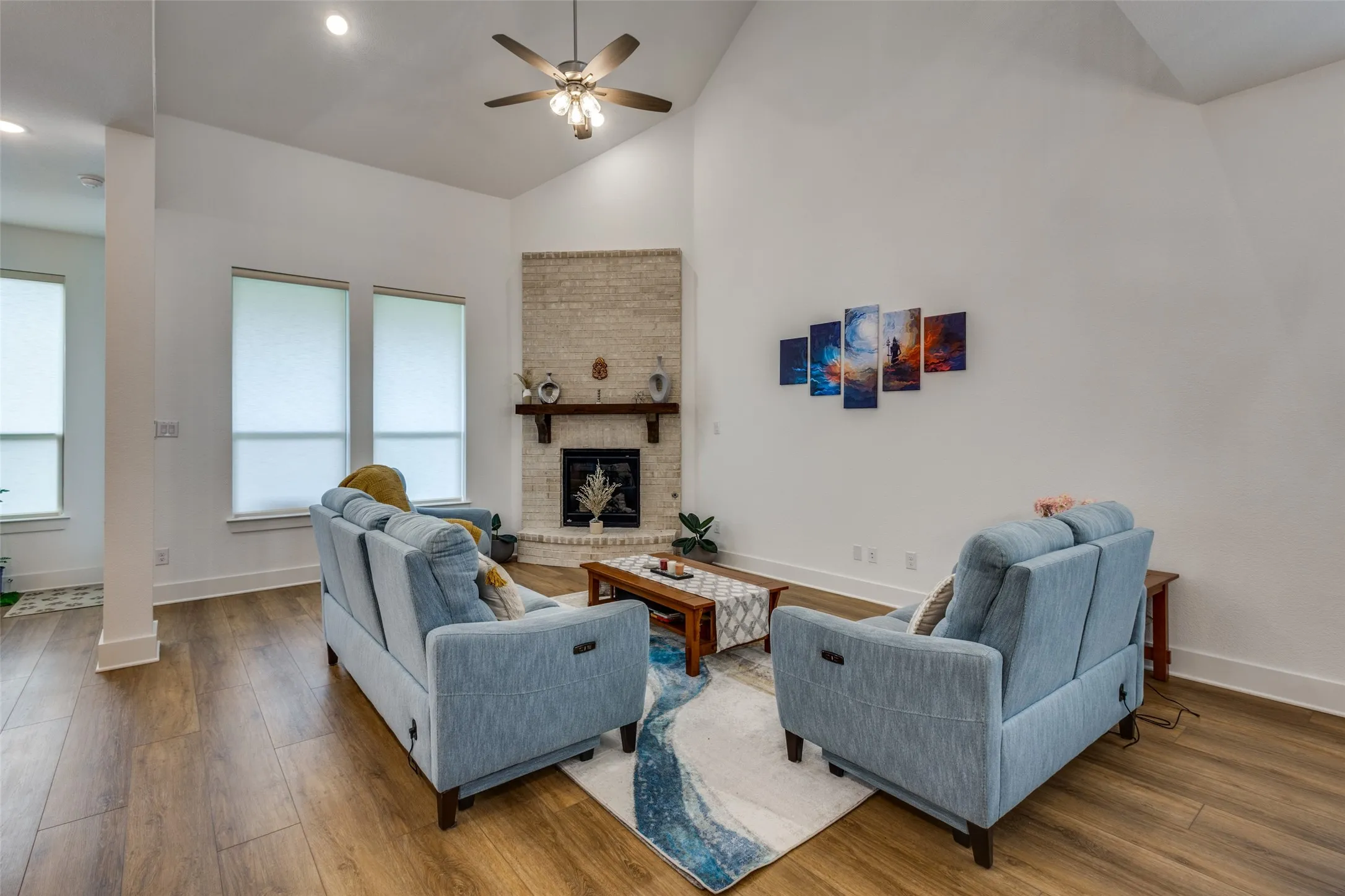 Single Family Residence For Rent in Collin County , 3012 Eccleston Street, Celina, Texas 75009, 4 Bedroom, 4 Bathroom, 2 Garage spaces, 2,955 Sqft, built in 2022, mls#21349992, Real Estate Agent in Celina, Homes For Rent in Collin county, Homes For Rent in Celina, Realtor in Celina Texas, Real Estate Brokerage Independent Realty Texas, Luminita Cordes Realtor