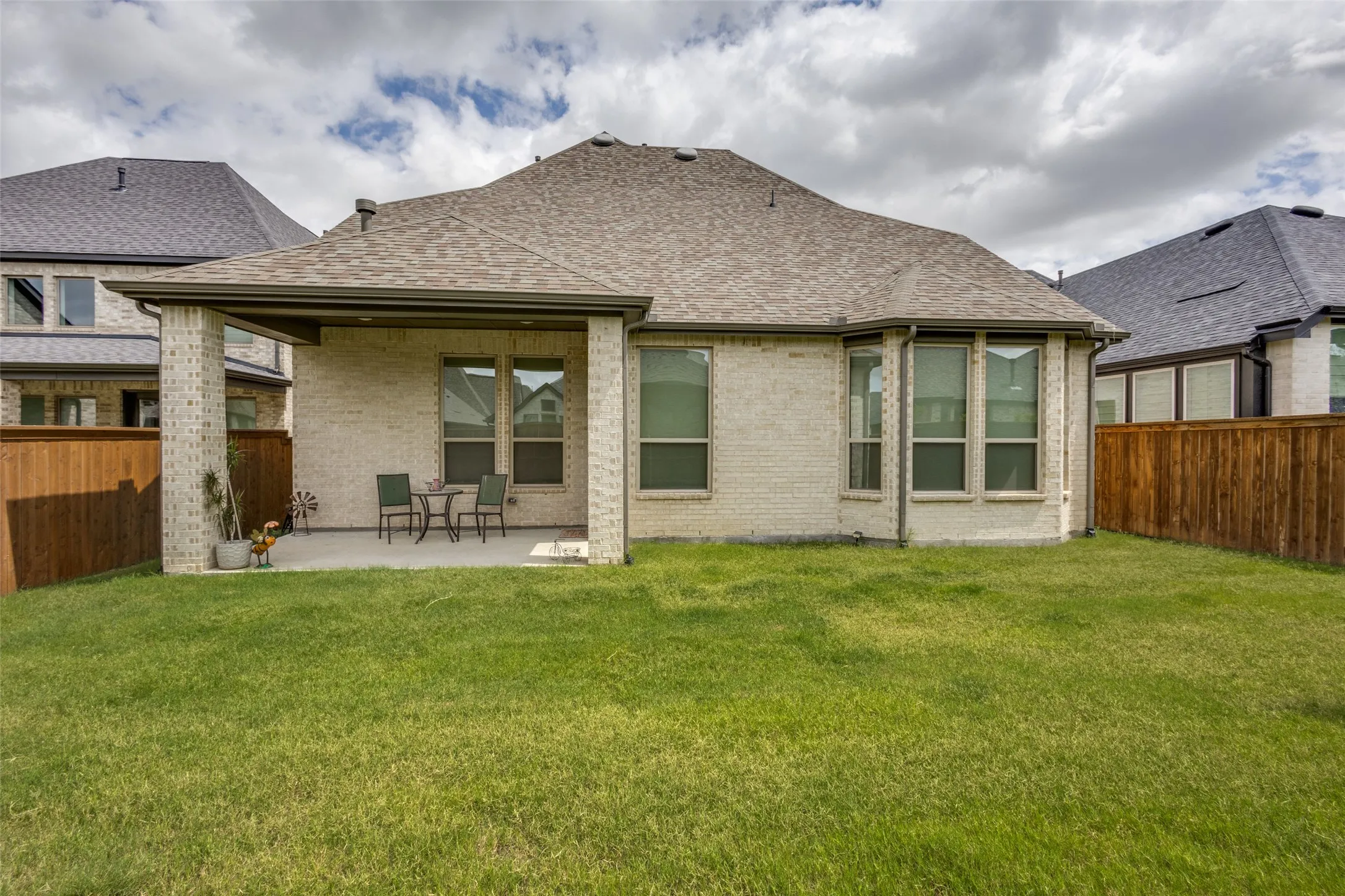 Single Family Residence For Rent in Collin County , 3012 Eccleston Street, Celina, Texas 75009, 4 Bedroom, 4 Bathroom, 2 Garage spaces, 2,955 Sqft, built in 2022, mls#21349992, Real Estate Agent in Celina, Homes For Rent in Collin county, Homes For Rent in Celina, Realtor in Celina Texas, Real Estate Brokerage Independent Realty Texas, Luminita Cordes Realtor