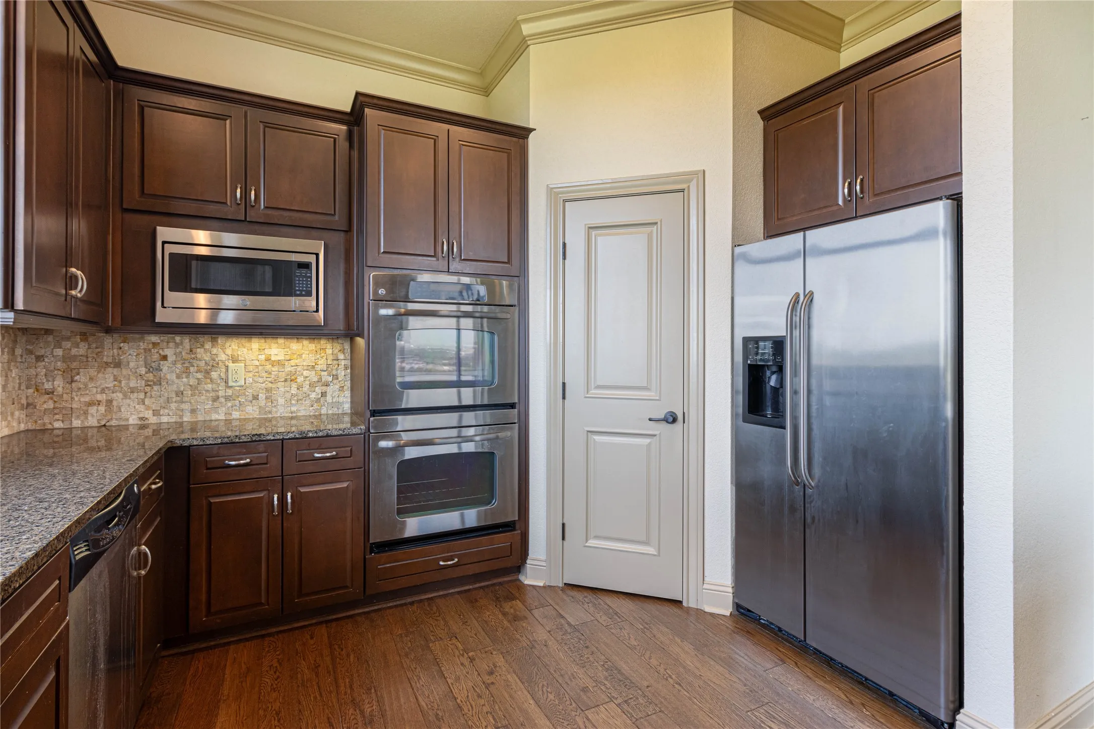 Condominium For Sale in Smith County , 2801 Wexford Drive 1006, Tyler, Texas 75709, 2 Bedroom, 2 Bathroom, 2 Garage spaces, 1,962 Sqft, built in 2008, mls#21350489, Real Estate Agent in Tyler, Homes For Sale in Smith county, Homes For Sale in Tyler, Realtor in Tyler Texas, Real Estate Brokerage Independent Realty Texas, Luminita Cordes Realtor