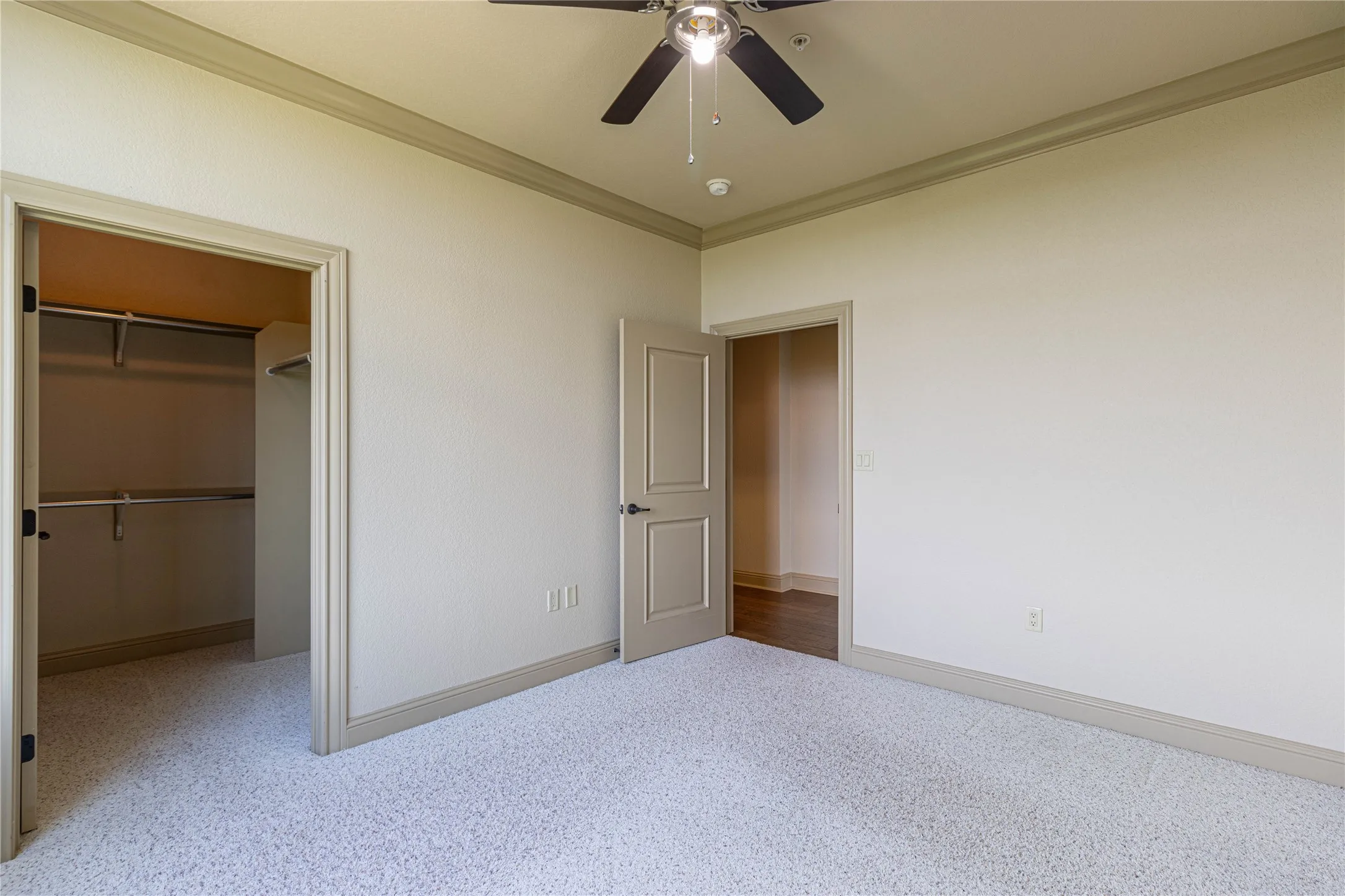 Condominium For Sale in Smith County , 2801 Wexford Drive 1006, Tyler, Texas 75709, 2 Bedroom, 2 Bathroom, 2 Garage spaces, 1,962 Sqft, built in 2008, mls#21350489, Real Estate Agent in Tyler, Homes For Sale in Smith county, Homes For Sale in Tyler, Realtor in Tyler Texas, Real Estate Brokerage Independent Realty Texas, Luminita Cordes Realtor