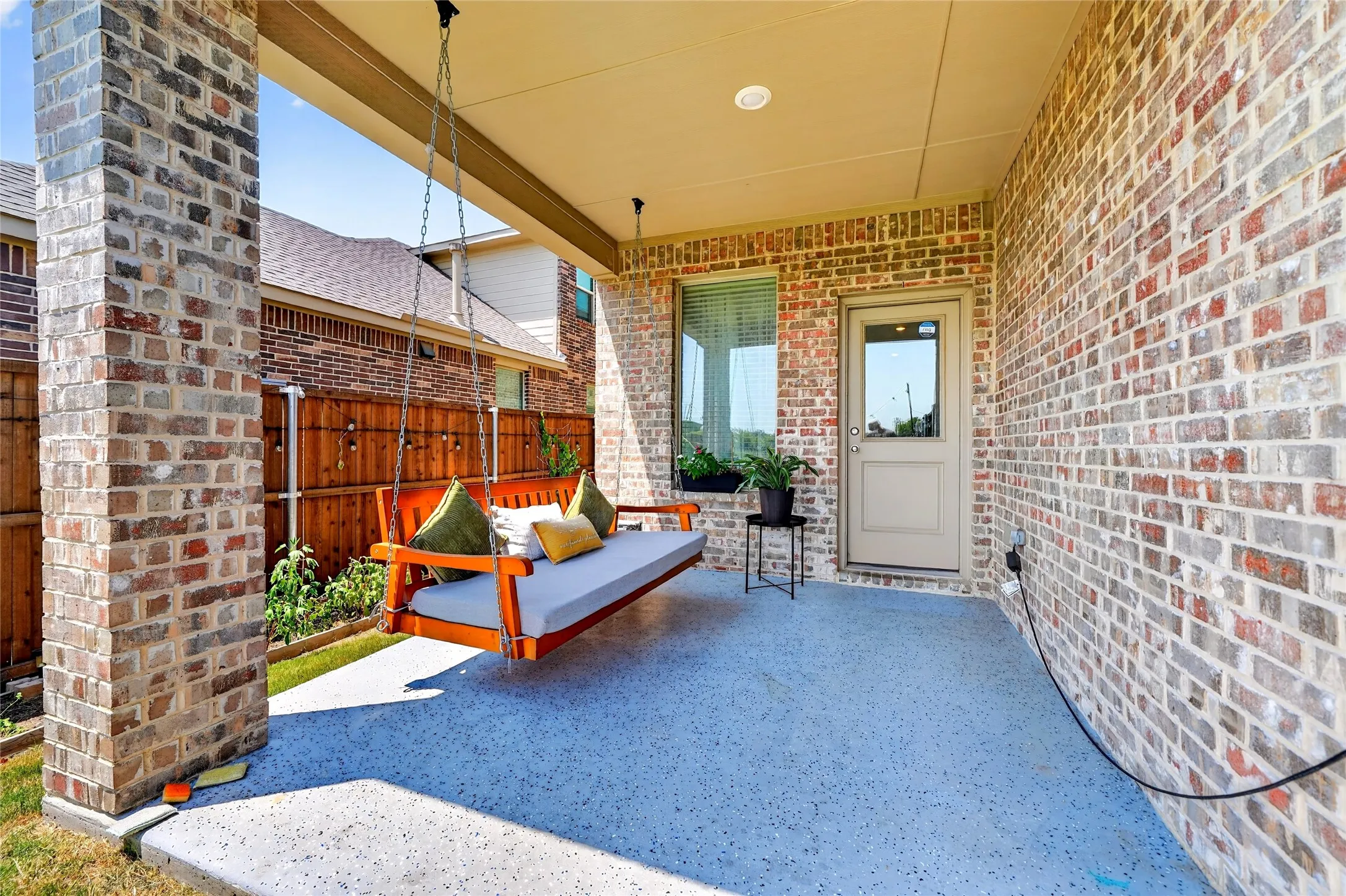 Single Family Residence For Sale in Denton County , 1212 Western Yarrow Avenue, Justin, Texas 76247, 4 Bedroom, 3 Bathroom, 2 Garage spaces, 2,289 Sqft, built in 2022, mls#21346937, Real Estate Agent in Justin, Homes For Sale in Denton county, Homes For Sale in Justin, Realtor in Justin Texas, Real Estate Brokerage Independent Realty Texas, Luminita Cordes Realtor