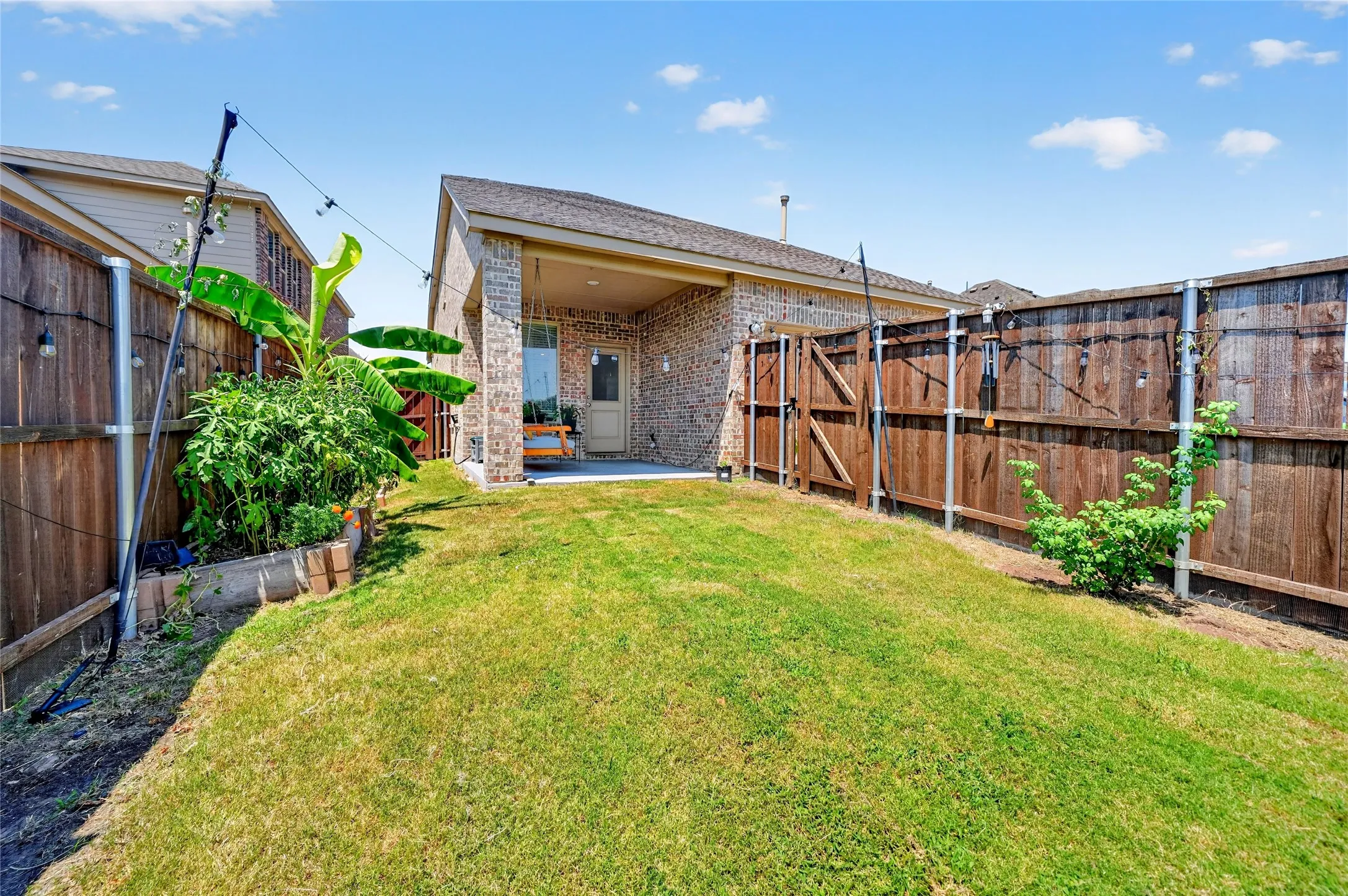 Single Family Residence For Sale in Denton County , 1212 Western Yarrow Avenue, Justin, Texas 76247, 4 Bedroom, 3 Bathroom, 2 Garage spaces, 2,289 Sqft, built in 2022, mls#21346937, Real Estate Agent in Justin, Homes For Sale in Denton county, Homes For Sale in Justin, Realtor in Justin Texas, Real Estate Brokerage Independent Realty Texas, Luminita Cordes Realtor