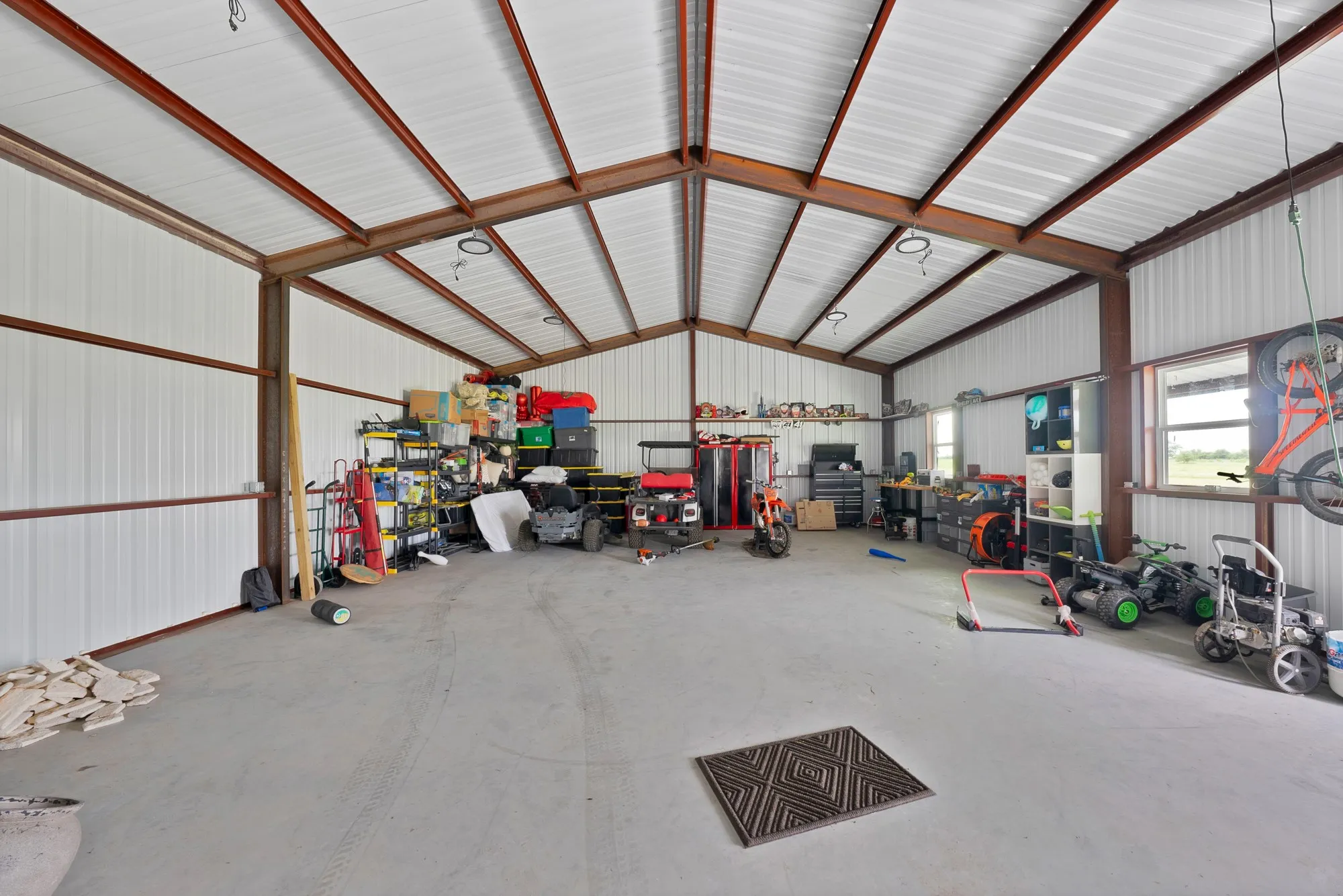 Single Family Residence For Sale in Wise County , 664 County Road 379, Decatur, Texas 76234, 6 Bedroom, 4 Bathroom, 2 Garage spaces, 3,134 Sqft, built in 2024, mls#21350400, Real Estate Agent in Decatur, Homes For Sale in Wise county, Homes For Sale in Decatur, Realtor in Decatur Texas, Real Estate Brokerage Independent Realty Texas, Luminita Cordes Realtor