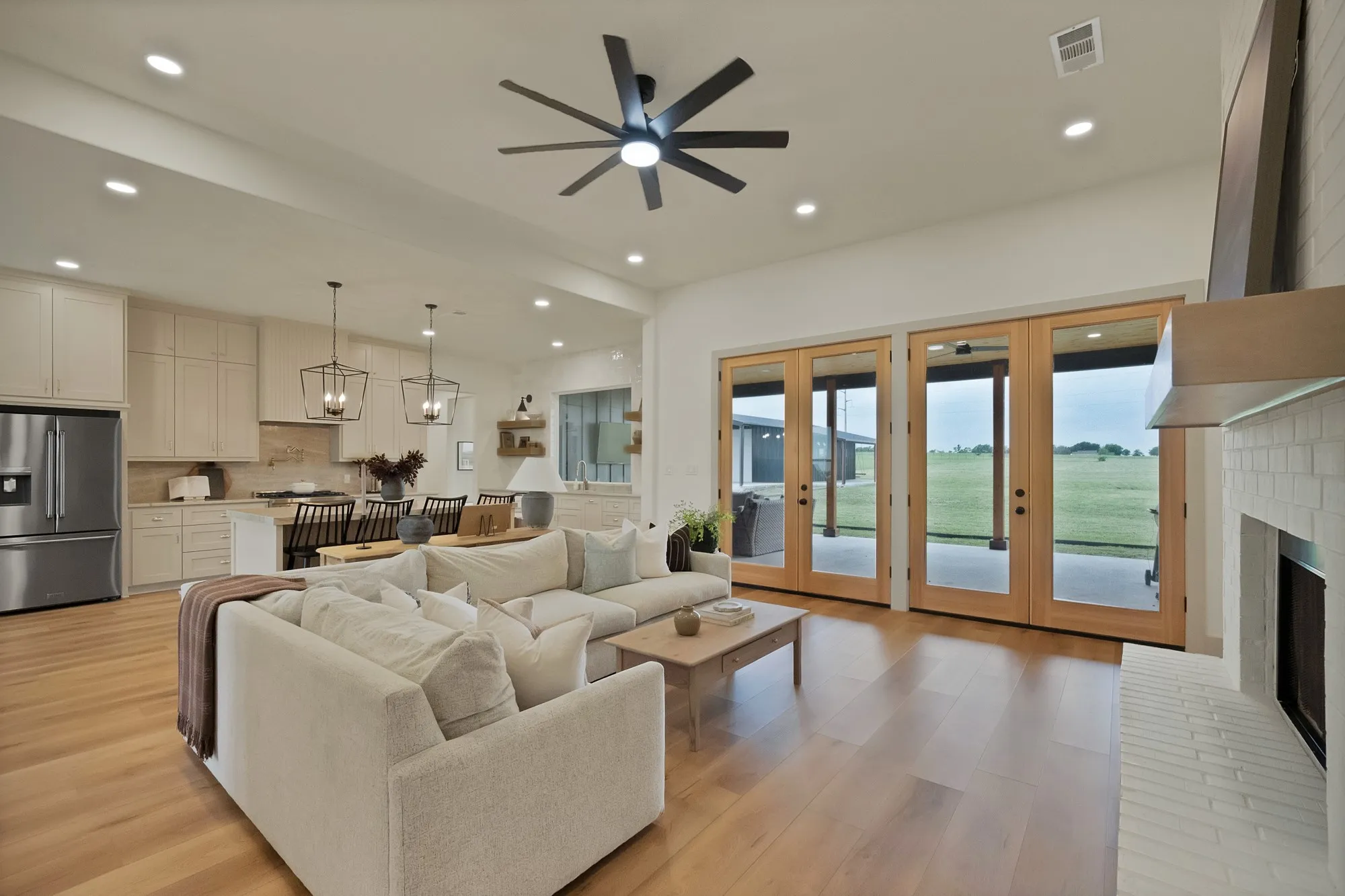 Single Family Residence For Sale in Wise County , 664 County Road 379, Decatur, Texas 76234, 6 Bedroom, 4 Bathroom, 2 Garage spaces, 3,134 Sqft, built in 2024, mls#21350400, Real Estate Agent in Decatur, Homes For Sale in Wise county, Homes For Sale in Decatur, Realtor in Decatur Texas, Real Estate Brokerage Independent Realty Texas, Luminita Cordes Realtor