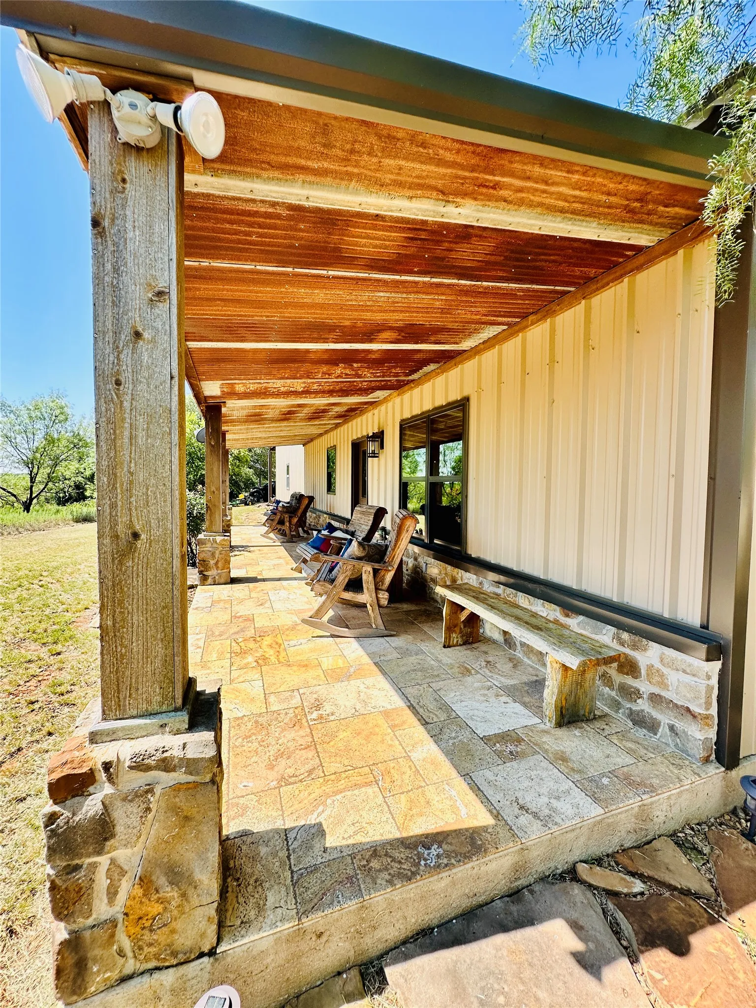 Single Family Residence For Sale in Coleman County , 2017 CR 188, Cross Plains, Texas 76443, 3 Bedroom, 2 Bathroom, 2 Garage spaces, 1,440 Sqft, built in 2014, mls#21349960, Real Estate Agent in Cross Plains, Homes For Sale in Coleman county, Homes For Sale in Cross Plains, Realtor in Cross Plains Texas, Real Estate Brokerage Independent Realty Texas, Luminita Cordes Realtor