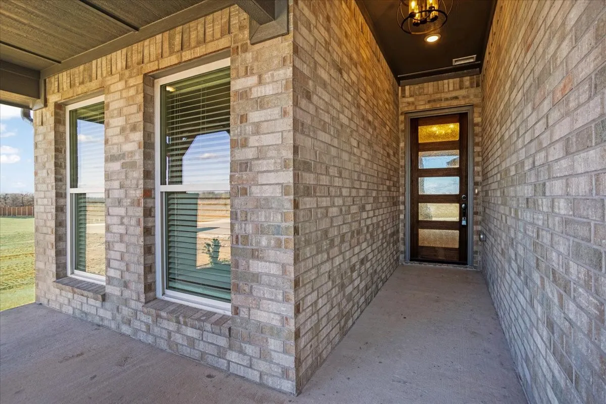 Single Family Residence For Sale in Grayson County , 4300 Hummingbird Drive, Sherman, Texas 75092, 4 Bedroom, 2 Bathroom, 2 Garage spaces, 1,700 Sqft, built in 2025, mls#21350513, Real Estate Agent in Sherman, Homes For Sale in Grayson county, Homes For Sale in Sherman, Realtor in Sherman Texas, Real Estate Brokerage Independent Realty Texas, Luminita Cordes Realtor