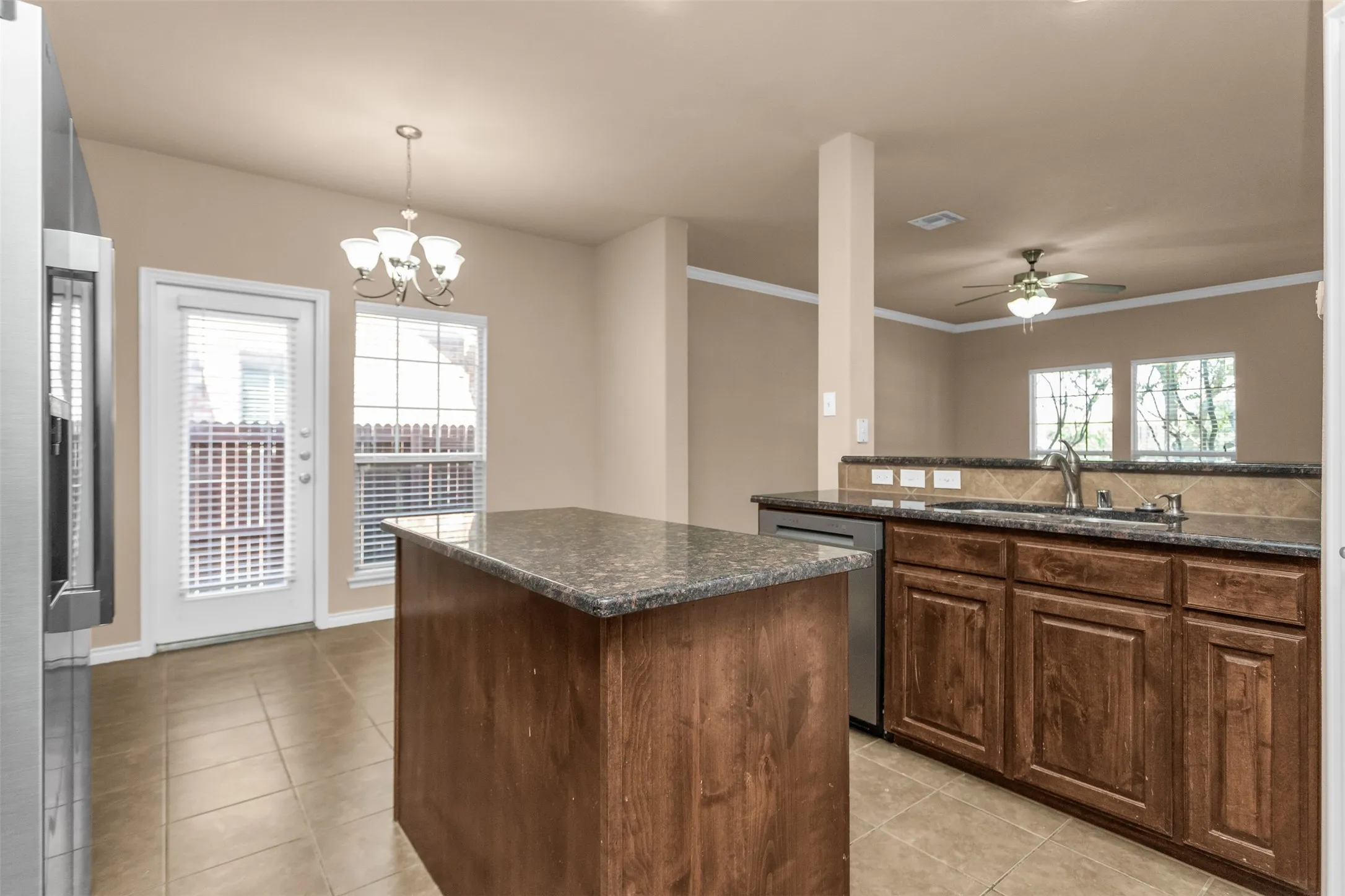 Duplex For Rent in Collin County , 4924 Stray Creek Lane, Mc Kinney, Texas 75070, 3 Bedroom, 3 Bathroom, 2 Garage spaces, 1,536 Sqft, built in 2011, mls#21350387, Real Estate Agent in Mc Kinney, Homes For Rent in Collin county, Homes For Rent in Mc Kinney, Realtor in Mc Kinney Texas, Real Estate Brokerage Independent Realty Texas, Luminita Cordes Realtor