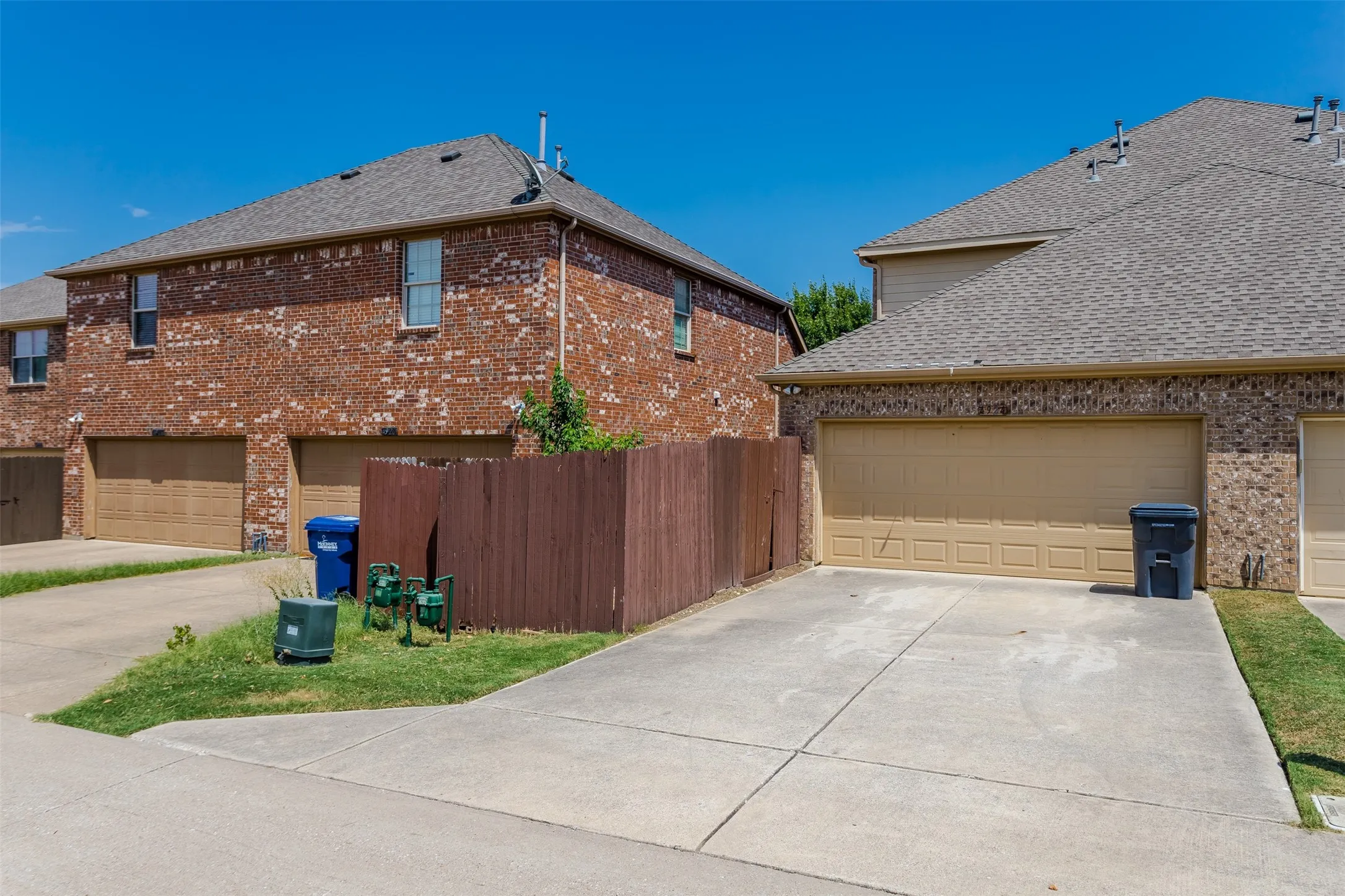 Duplex For Rent in Collin County , 4924 Stray Creek Lane, Mc Kinney, Texas 75070, 3 Bedroom, 3 Bathroom, 2 Garage spaces, 1,536 Sqft, built in 2011, mls#21350387, Real Estate Agent in Mc Kinney, Homes For Rent in Collin county, Homes For Rent in Mc Kinney, Realtor in Mc Kinney Texas, Real Estate Brokerage Independent Realty Texas, Luminita Cordes Realtor