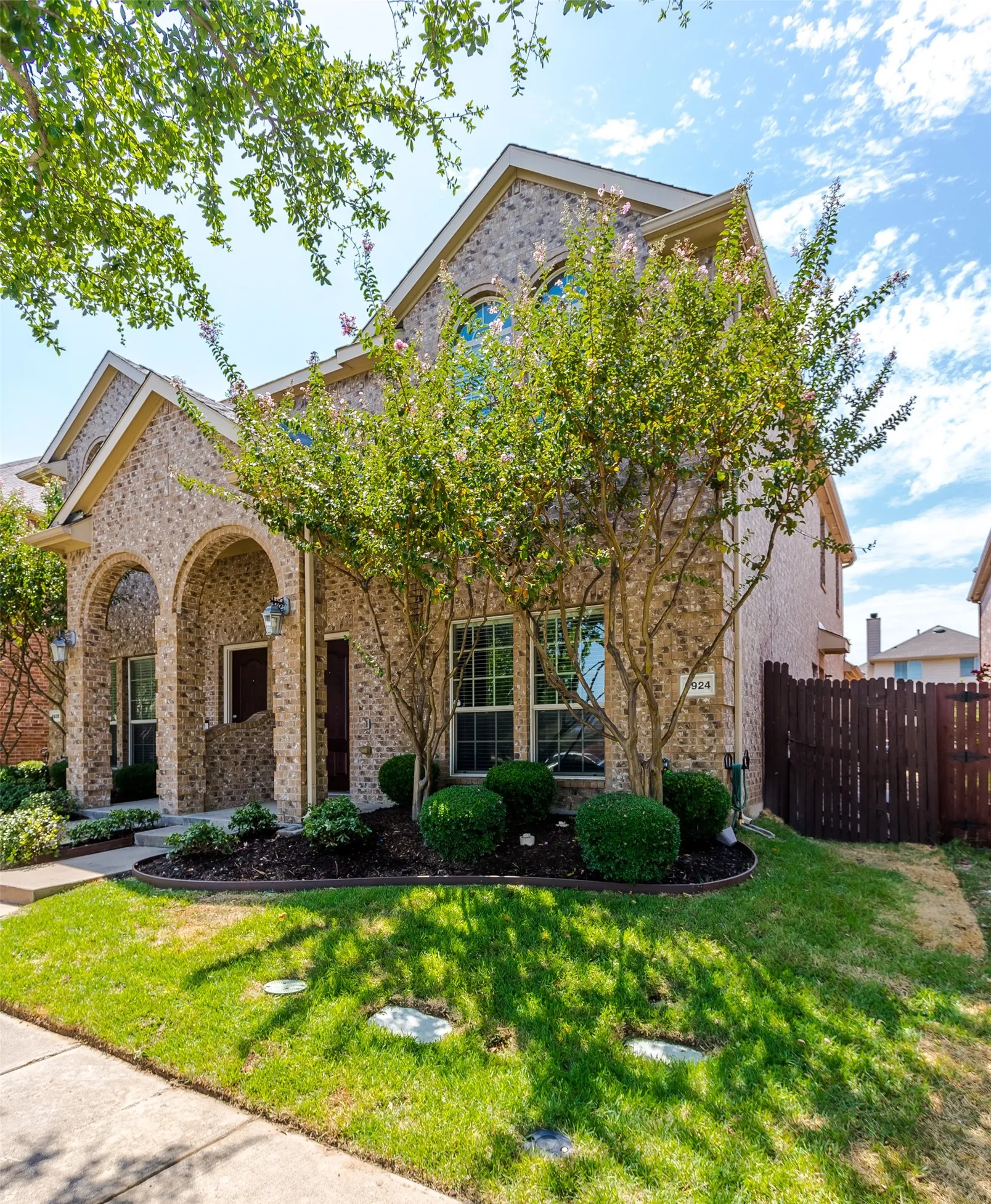 Duplex For Rent in Collin County , 4924 Stray Creek Lane, Mc Kinney, Texas 75070, 3 Bedroom, 3 Bathroom, 2 Garage spaces, 1,536 Sqft, built in 2011, mls#21350387, Real Estate Agent in Mc Kinney, Homes For Rent in Collin county, Homes For Rent in Mc Kinney, Realtor in Mc Kinney Texas, Real Estate Brokerage Independent Realty Texas, Luminita Cordes Realtor
