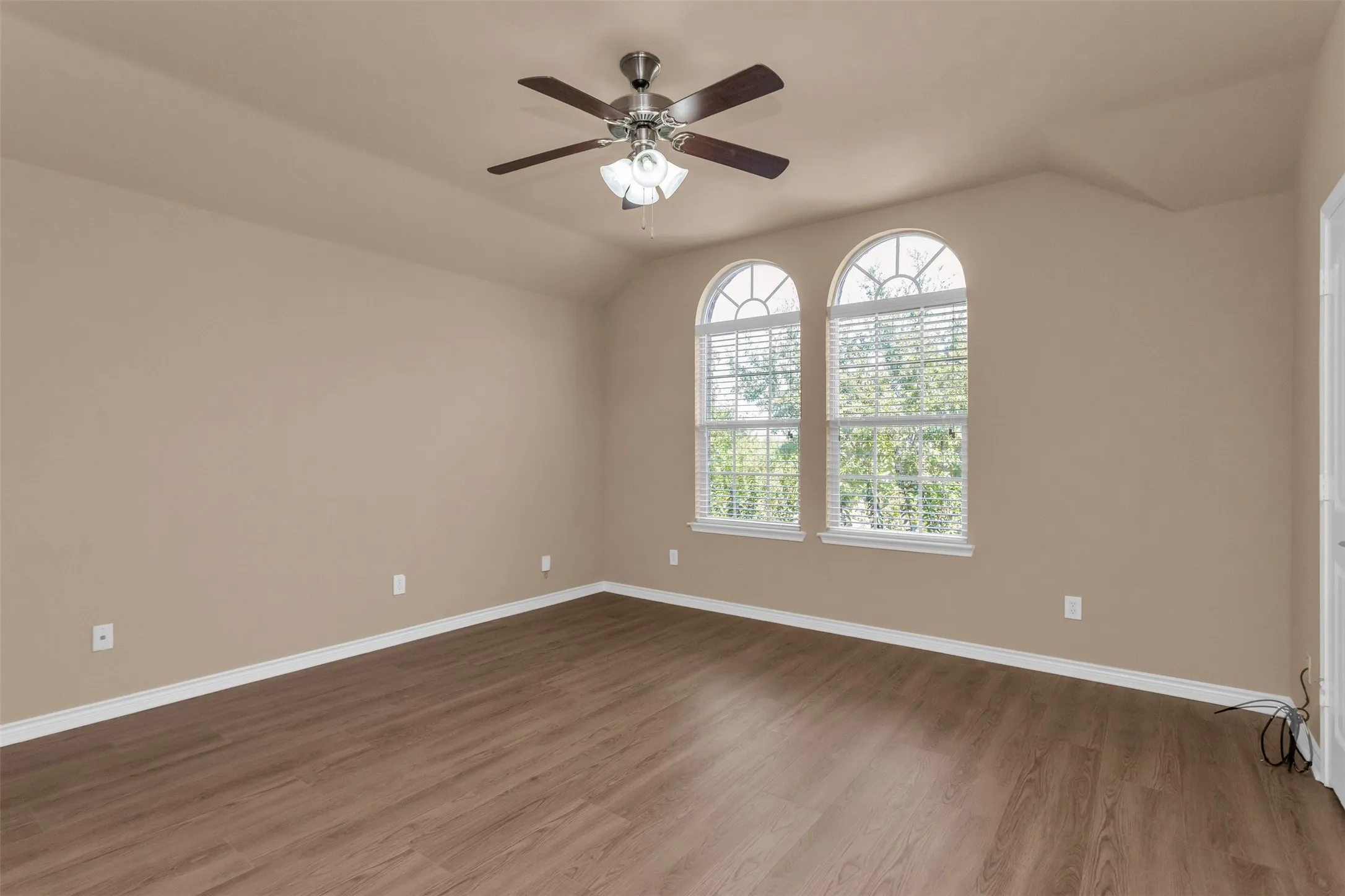 Duplex For Rent in Collin County , 4924 Stray Creek Lane, Mc Kinney, Texas 75070, 3 Bedroom, 3 Bathroom, 2 Garage spaces, 1,536 Sqft, built in 2011, mls#21350387, Real Estate Agent in Mc Kinney, Homes For Rent in Collin county, Homes For Rent in Mc Kinney, Realtor in Mc Kinney Texas, Real Estate Brokerage Independent Realty Texas, Luminita Cordes Realtor