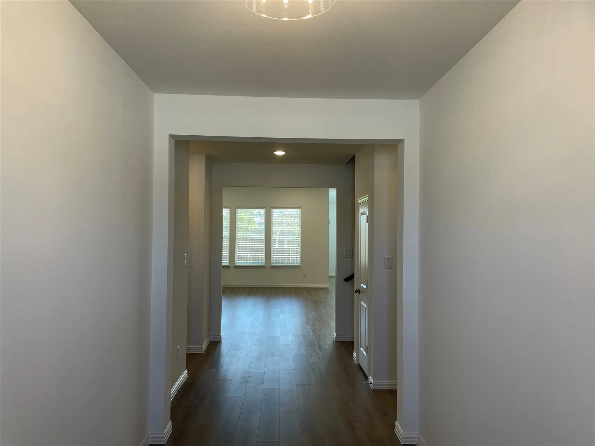 Single Family Residence For Rent in Collin County , 4014 Saltgrass Street, Melissa, Texas 75454, 5 Bedroom, 4 Bathroom, 2 Garage spaces, 3,495 Sqft, built in 2024, Price $2,999, mls#21350191, Real Estate Agent in Melissa, Homes For Rent in Collin county, Homes For Rent in Melissa, Realtor in Melissa Texas, Real Estate Brokerage Independent Realty Texas, Luminita Cordes Realtor