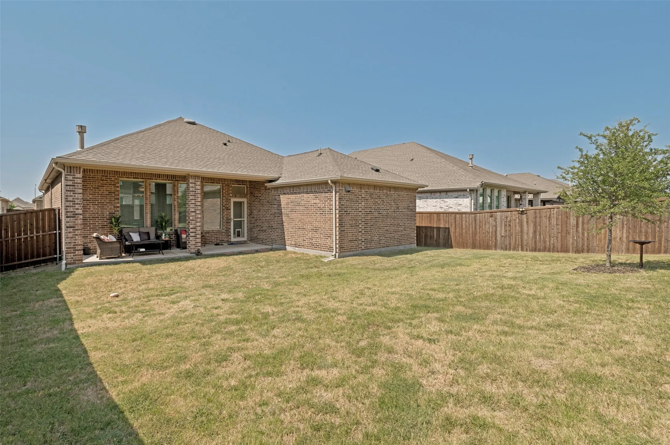 Single Family Residence For Sale in Denton County , 1145 Canuela Way, Justin, Texas 76247, 3 Bedroom, 2 Bathroom, 2 Garage spaces, 1,883 Sqft, built in 2022, mls#21349387, Real Estate Agent in Justin, Homes For Sale in Denton county, Homes For Sale in Justin, Realtor in Justin Texas, Real Estate Brokerage Independent Realty Texas, Luminita Cordes Realtor