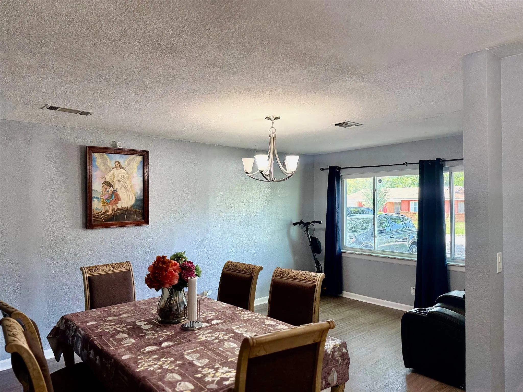 Single Family Residence For Sale in Tarrant County , 7508 S College Circle, North Richland Hills, Texas 76180, 3 Bedroom, 3 Bathroom, 2 Garage spaces, 2,017 Sqft, built in 1960, mls#21350540, Real Estate Agent in North Richland Hills, Homes For Sale in Tarrant county, Homes For Sale in North Richland Hills, Realtor in North Richland Hills Texas, Real Estate Brokerage Independent Realty Texas, Luminita Cordes Realtor