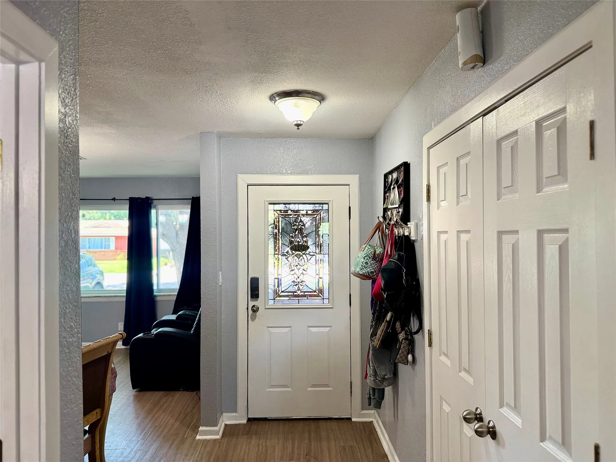 Single Family Residence For Sale in Tarrant County , 7508 S College Circle, North Richland Hills, Texas 76180, 3 Bedroom, 3 Bathroom, 2 Garage spaces, 2,017 Sqft, built in 1960, mls#21350540, Real Estate Agent in North Richland Hills, Homes For Sale in Tarrant county, Homes For Sale in North Richland Hills, Realtor in North Richland Hills Texas, Real Estate Brokerage Independent Realty Texas, Luminita Cordes Realtor