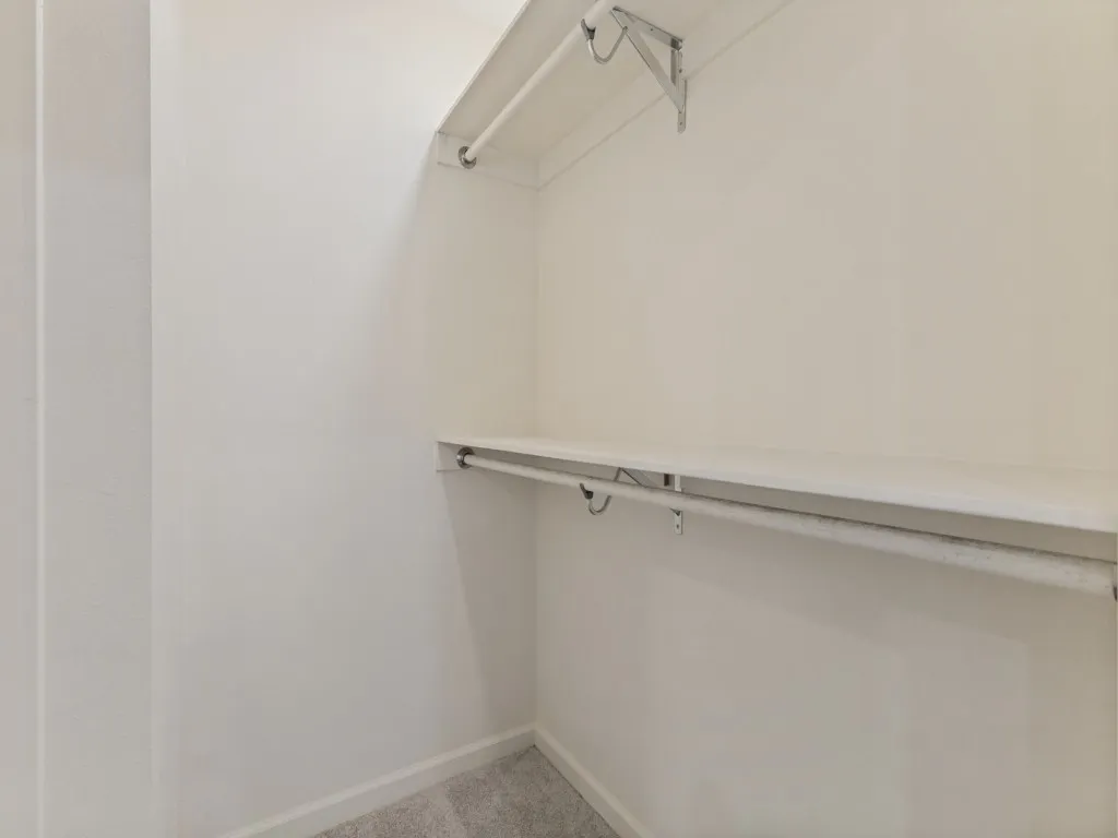Condominium For Sale in Tarrant County , 3253 Donnelly Circle 804, Fort Worth, Texas 76107, 1 Bedroom, 2 Bathroom, Garage spaces, 936 Sqft, built in 1984, mls#21348785, Real Estate Agent in Fort Worth, Homes For Sale in Tarrant county, Homes For Sale in Fort Worth, Realtor in Fort Worth Texas, Real Estate Brokerage Independent Realty Texas, Luminita Cordes Realtor