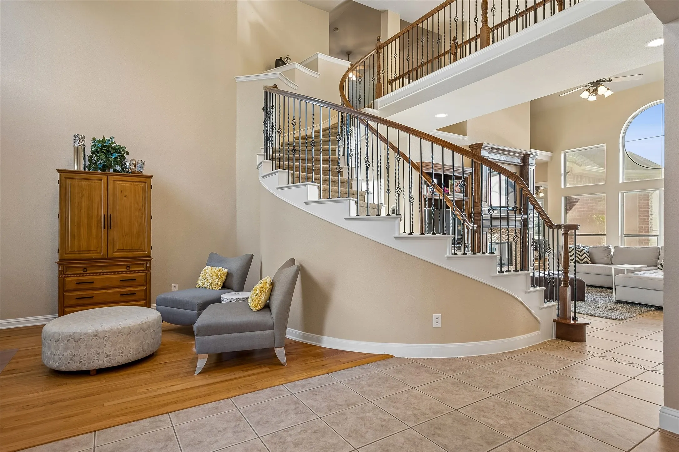 Dramatic curved stairway