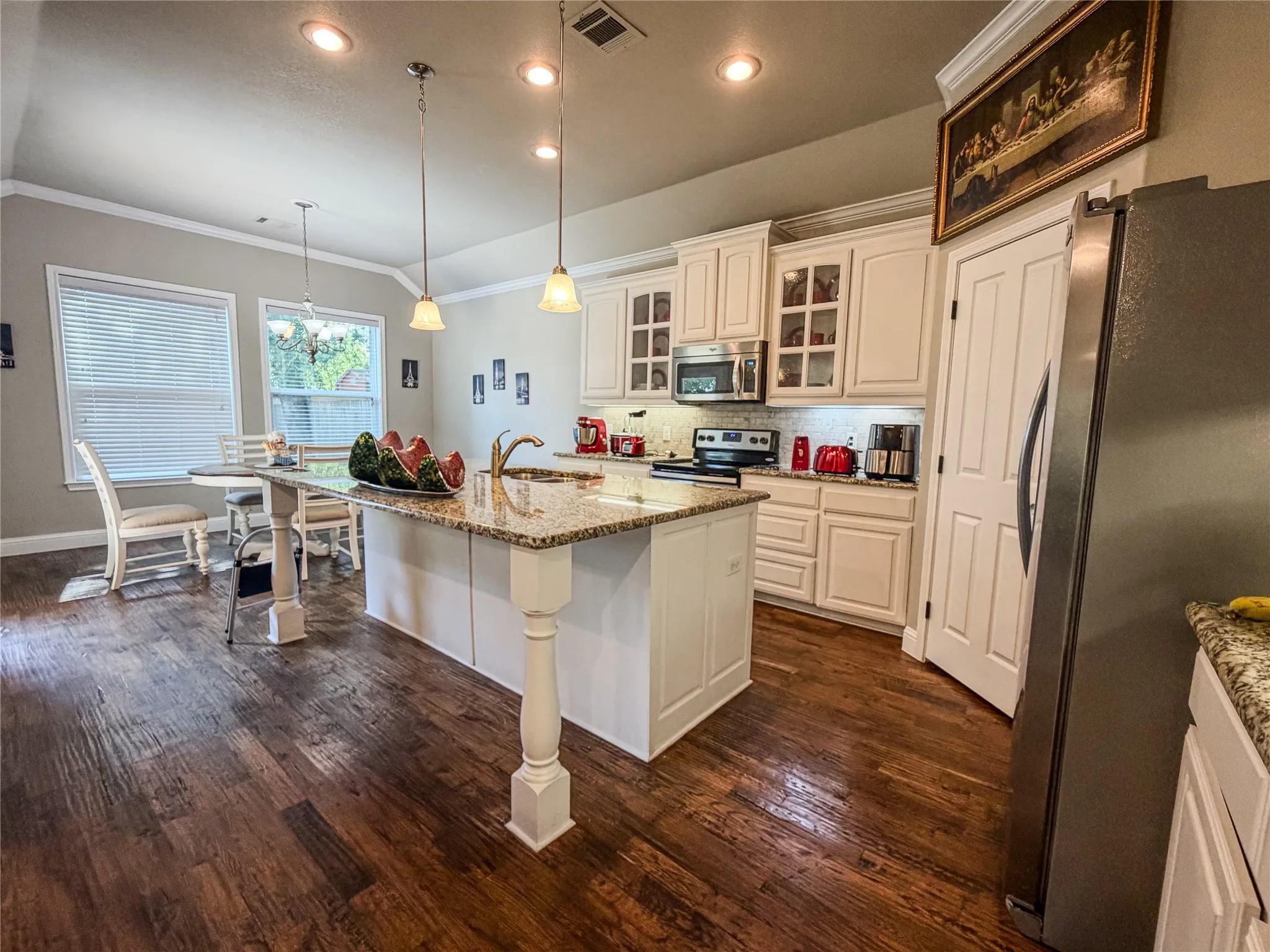 Single Family Residence For Sale in Wise County , 402 N Trinity Street, Decatur, Texas 76234, 4 Bedroom, 2 Bathroom, 2 Garage spaces, 1,948 Sqft, built in 2015, mls#21349338, Real Estate Agent in Decatur, Homes For Sale in Wise county, Homes For Sale in Decatur, Realtor in Decatur Texas, Real Estate Brokerage Independent Realty Texas, Luminita Cordes Realtor