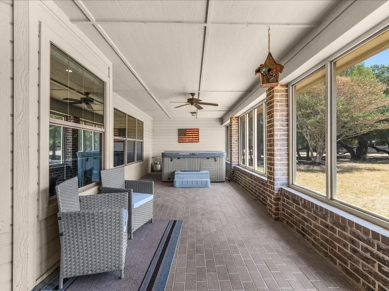 Single Family Residence For Sale in Tarrant County , 4031 Tortoise Lane, Fort Worth, Texas 76135, 4 Bedroom, 3 Bathroom, 3 Garage spaces, 2,778 Sqft, built in 2005, mls#21350572, Real Estate Agent in Fort Worth, Homes For Sale in Tarrant county, Homes For Sale in Fort Worth, Realtor in Fort Worth Texas, Real Estate Brokerage Independent Realty Texas, Luminita Cordes Realtor