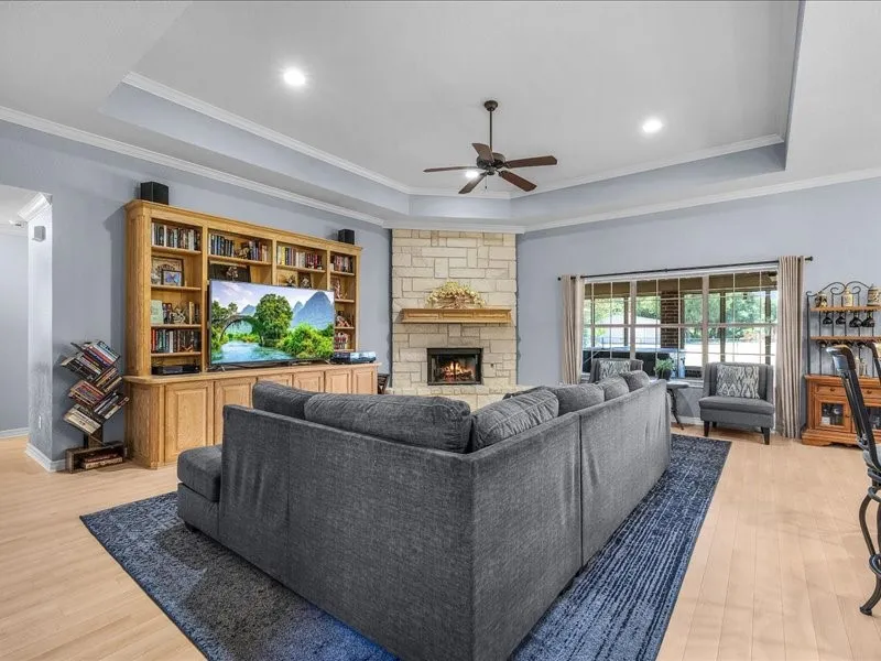Single Family Residence For Sale in Tarrant County , 4031 Tortoise Lane, Fort Worth, Texas 76135, 4 Bedroom, 3 Bathroom, 3 Garage spaces, 2,778 Sqft, built in 2005, mls#21350572, Real Estate Agent in Fort Worth, Homes For Sale in Tarrant county, Homes For Sale in Fort Worth, Realtor in Fort Worth Texas, Real Estate Brokerage Independent Realty Texas, Luminita Cordes Realtor