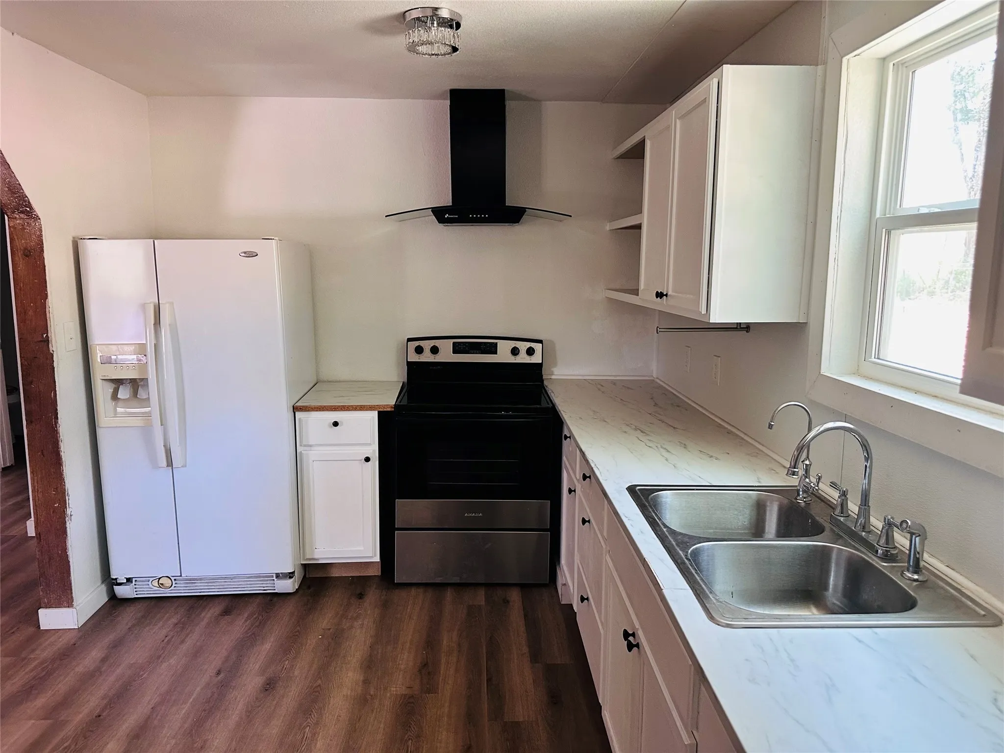 Single Family Residence For Sale in Hood County , 3006 Wagon Train Trail, Granbury, Texas 76048, 2 Bedroom, 1 Bathroom, Garage spaces, 1,020 Sqft, built in 2004, mls#21350166, Real Estate Agent in Granbury, Homes For Sale in Hood county, Homes For Sale in Granbury, Realtor in Granbury Texas, Real Estate Brokerage Independent Realty Texas, Luminita Cordes Realtor