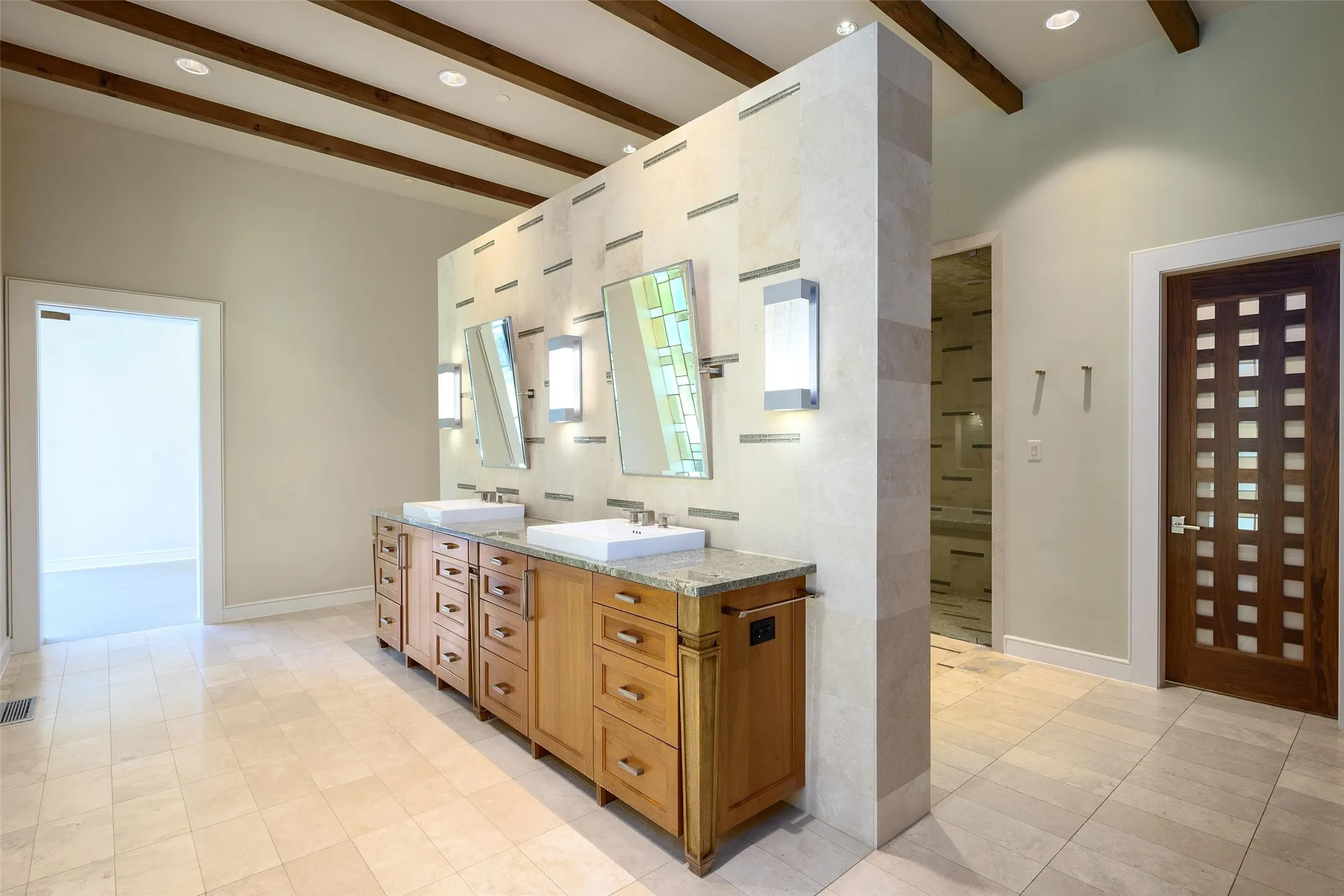 Single Family Residence For Sale in Dallas County , 11616 Wander Lane, Dallas, Texas 75230, 5 Bedroom, 7 Bathroom, 4 Garage spaces, 9,420 Sqft, built in 2011, mls#21350152, Real Estate Agent in Dallas, Homes For Sale in Dallas county, Homes For Sale in Dallas, Realtor in Dallas Texas, Real Estate Brokerage Independent Realty Texas, Luminita Cordes Realtor