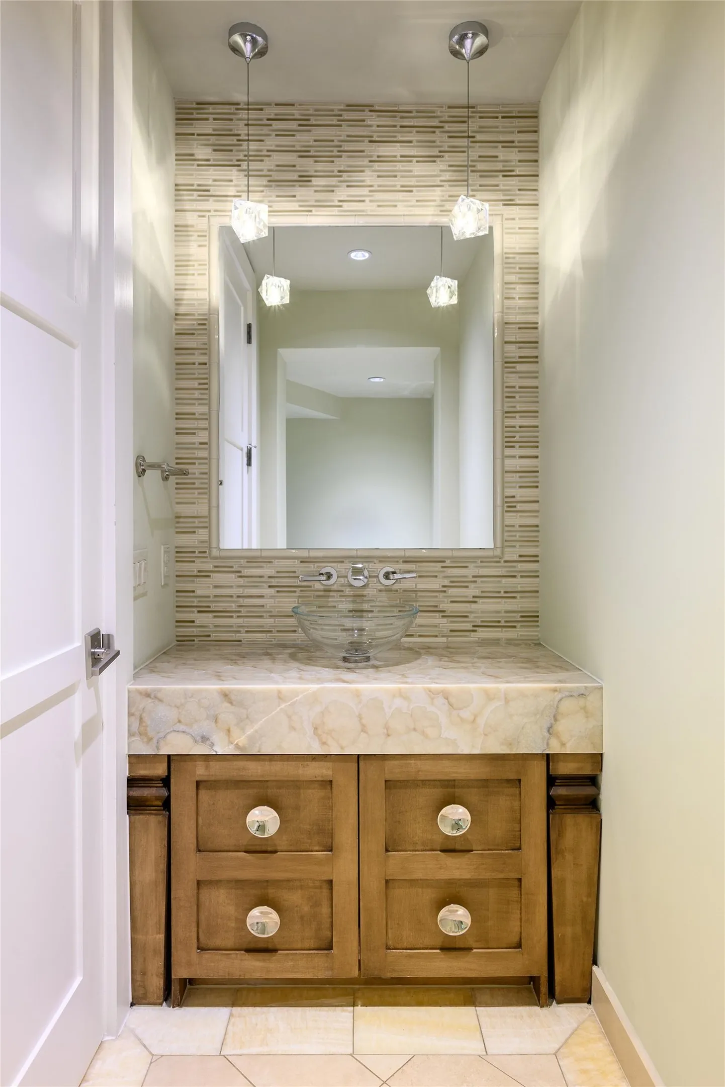 Single Family Residence For Sale in Dallas County , 11616 Wander Lane, Dallas, Texas 75230, 5 Bedroom, 7 Bathroom, 4 Garage spaces, 9,420 Sqft, built in 2011, mls#21350152, Real Estate Agent in Dallas, Homes For Sale in Dallas county, Homes For Sale in Dallas, Realtor in Dallas Texas, Real Estate Brokerage Independent Realty Texas, Luminita Cordes Realtor