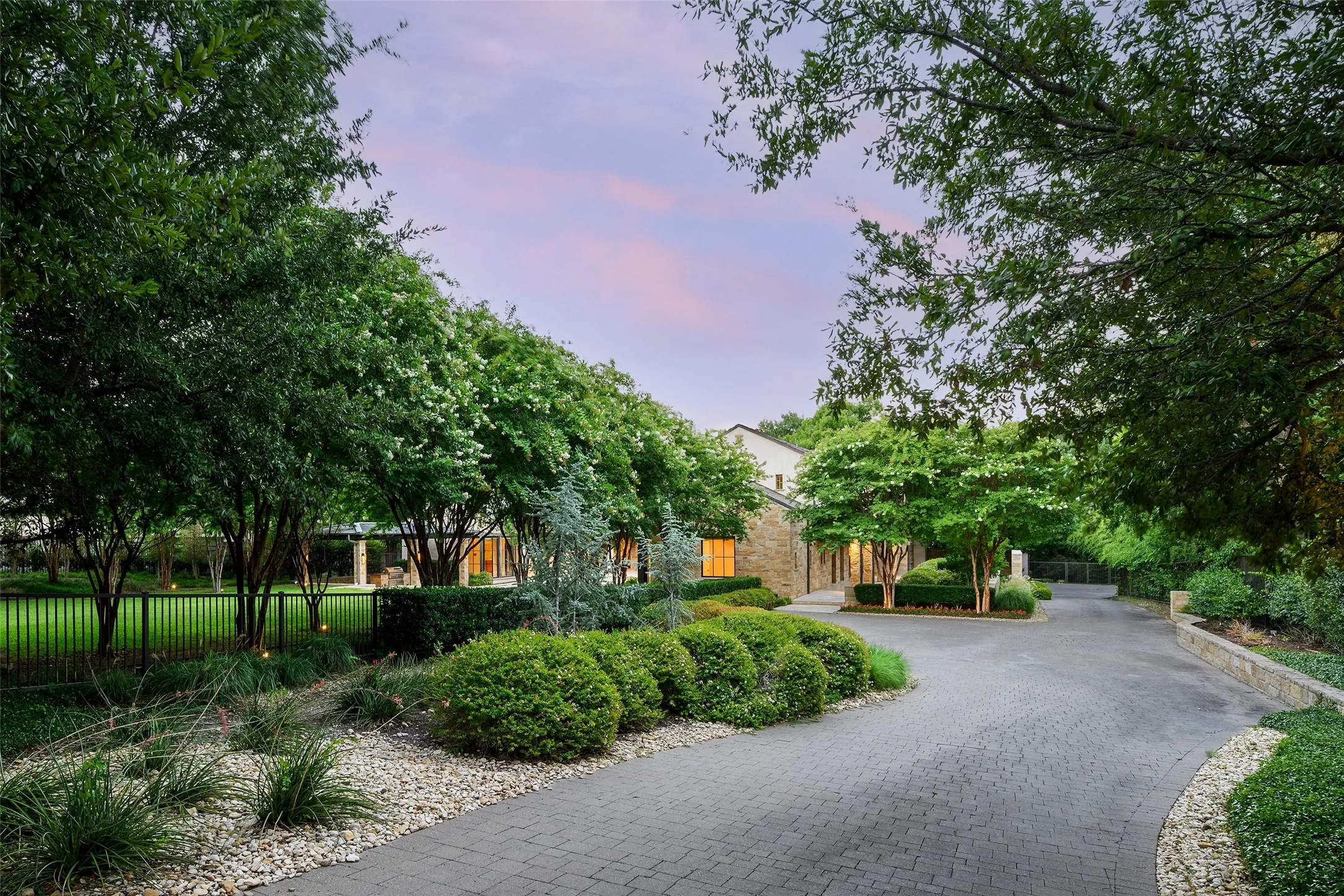 Single Family Residence For Sale in Dallas County , 11616 Wander Lane, Dallas, Texas 75230, 5 Bedroom, 7 Bathroom, 4 Garage spaces, 9,420 Sqft, built in 2011, mls#21350152, Real Estate Agent in Dallas, Homes For Sale in Dallas county, Homes For Sale in Dallas, Realtor in Dallas Texas, Real Estate Brokerage Independent Realty Texas, Luminita Cordes Realtor