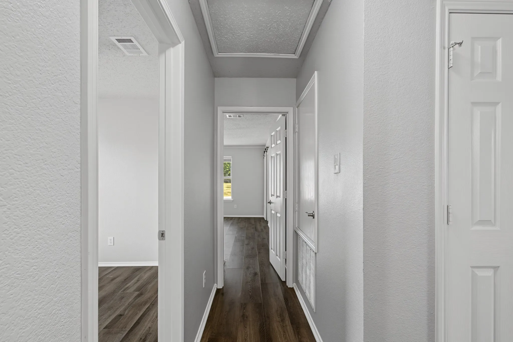 Single Family Residence For Sale in Denton County , 1448 Ridgecrest Drive, Little Elm, Texas 75068, 3 Bedroom, 2 Bathroom, 2 Garage spaces, 1,802 Sqft, built in 2001, mls#21348161, Real Estate Agent in Little Elm, Homes For Sale in Denton county, Homes For Sale in Little Elm, Realtor in Little Elm Texas, Real Estate Brokerage Independent Realty Texas, Luminita Cordes Realtor