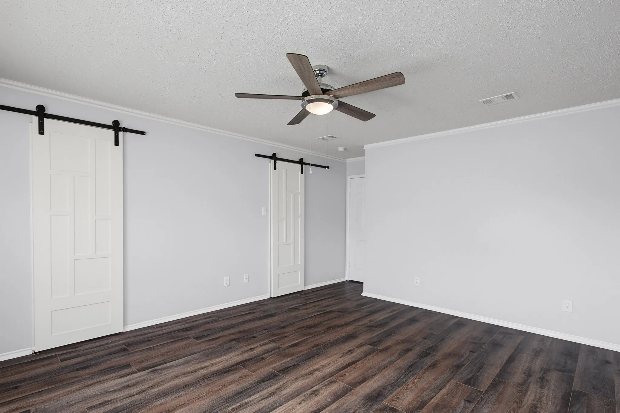 Single Family Residence For Sale in Denton County , 1448 Ridgecrest Drive, Little Elm, Texas 75068, 3 Bedroom, 2 Bathroom, 2 Garage spaces, 1,802 Sqft, built in 2001, mls#21348161, Real Estate Agent in Little Elm, Homes For Sale in Denton county, Homes For Sale in Little Elm, Realtor in Little Elm Texas, Real Estate Brokerage Independent Realty Texas, Luminita Cordes Realtor