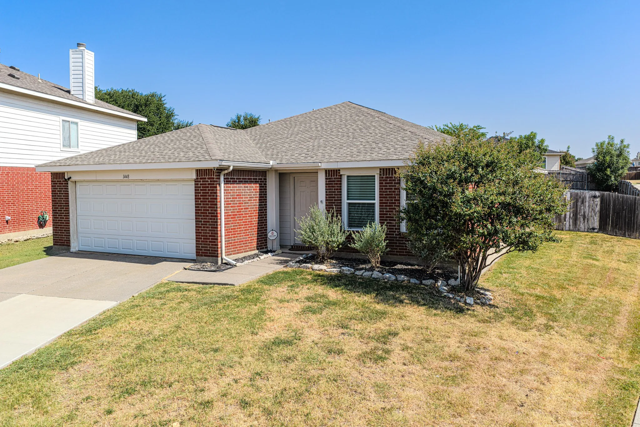 Single Family Residence For Sale in Denton County , 1448 Ridgecrest Drive, Little Elm, Texas 75068, 3 Bedroom, 2 Bathroom, 2 Garage spaces, 1,802 Sqft, built in 2001, mls#21348161, Real Estate Agent in Little Elm, Homes For Sale in Denton county, Homes For Sale in Little Elm, Realtor in Little Elm Texas, Real Estate Brokerage Independent Realty Texas, Luminita Cordes Realtor