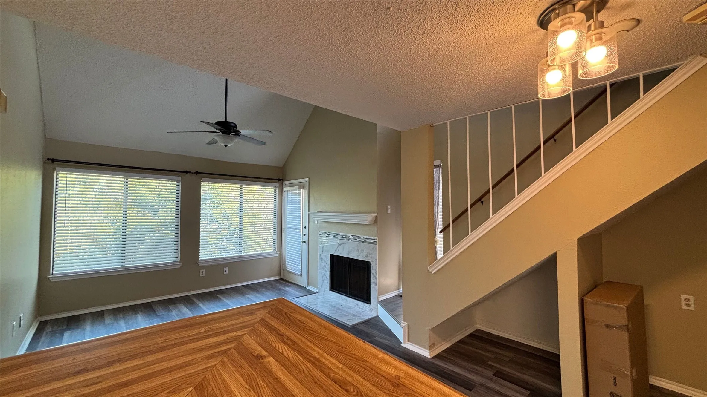 Condominium For Rent in Tarrant County , 2301 Basil Drive F211, Arlington, Texas 76006, 2 Bedroom, 2 Bathroom, Garage spaces, 894 Sqft, built in 1981, mls#21350595, Real Estate Agent in Arlington, Homes For Rent in Tarrant county, Homes For Rent in Arlington, Realtor in Arlington Texas, Real Estate Brokerage Independent Realty Texas, Luminita Cordes Realtor