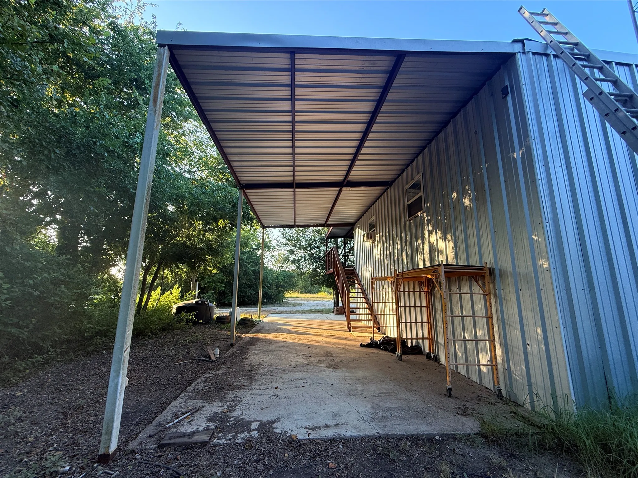 Apartment For Sale in Hamilton County , 1456 W. HWY 36, Hamilton, Texas 76531, 1 Bedroom, 1 Bathroom, 1 Garage spaces, 300 Sqft, built in 2017, mls#21350599, Real Estate Agent in Hamilton, Homes For Sale in Hamilton county, Homes For Sale in Hamilton, Realtor in Hamilton Texas, Real Estate Brokerage Independent Realty Texas, Luminita Cordes Realtor