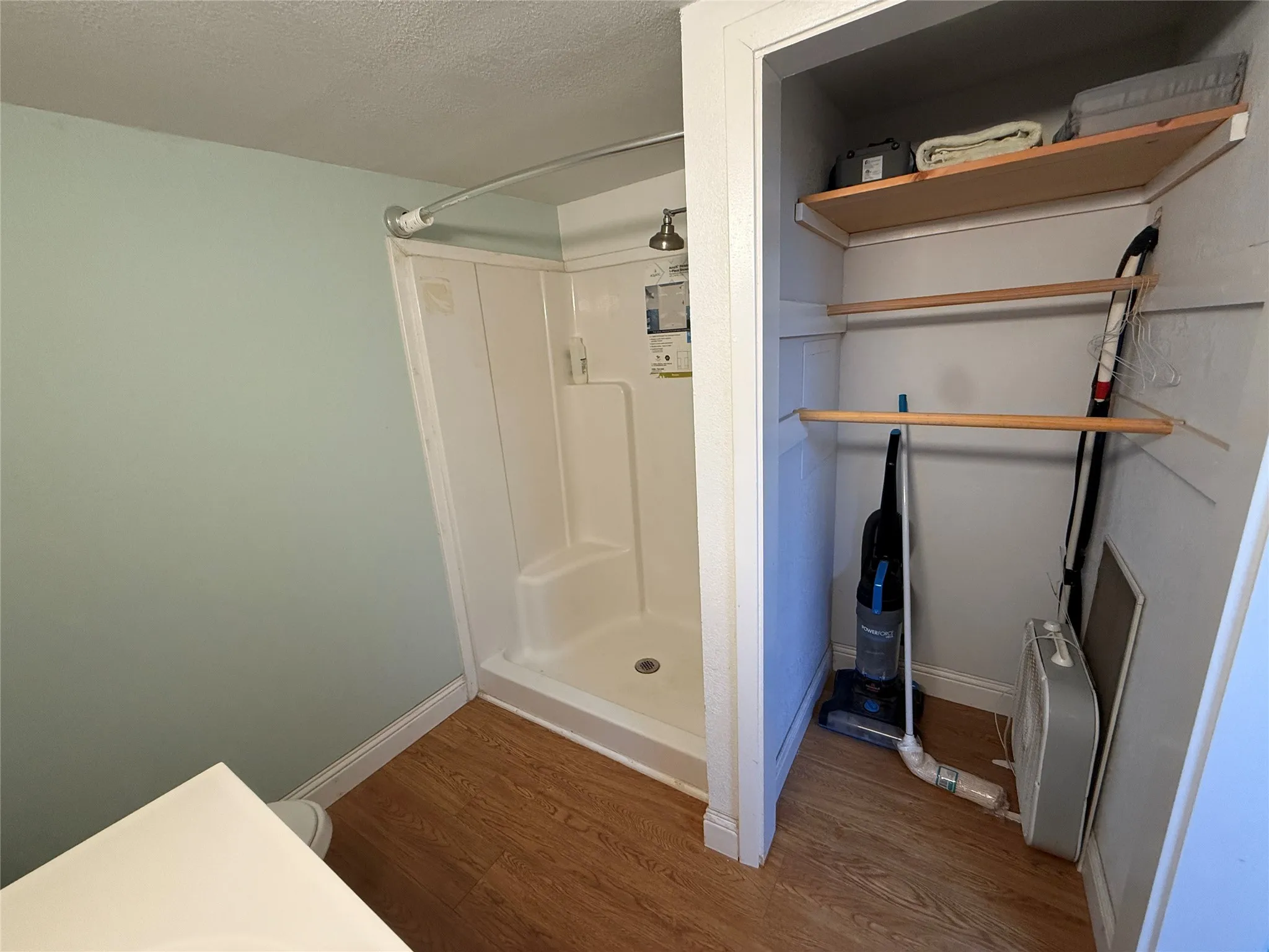 Apartment For Sale in Hamilton County , 1456 W. HWY 36, Hamilton, Texas 76531, 1 Bedroom, 1 Bathroom, 1 Garage spaces, 300 Sqft, built in 2017, mls#21350599, Real Estate Agent in Hamilton, Homes For Sale in Hamilton county, Homes For Sale in Hamilton, Realtor in Hamilton Texas, Real Estate Brokerage Independent Realty Texas, Luminita Cordes Realtor
