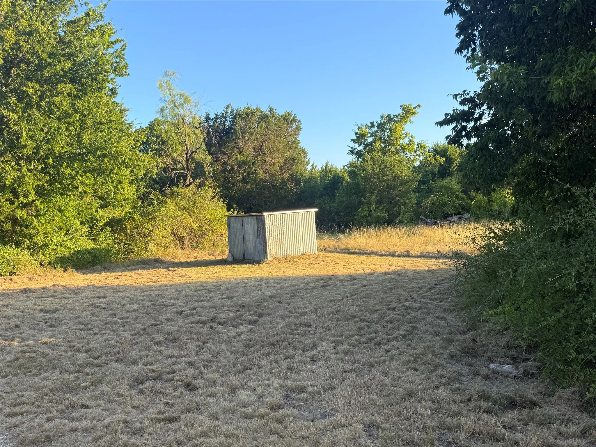 Apartment For Sale in Hamilton County , 1456 W. HWY 36, Hamilton, Texas 76531, 1 Bedroom, 1 Bathroom, 1 Garage spaces, 300 Sqft, built in 2017, mls#21350599, Real Estate Agent in Hamilton, Homes For Sale in Hamilton county, Homes For Sale in Hamilton, Realtor in Hamilton Texas, Real Estate Brokerage Independent Realty Texas, Luminita Cordes Realtor