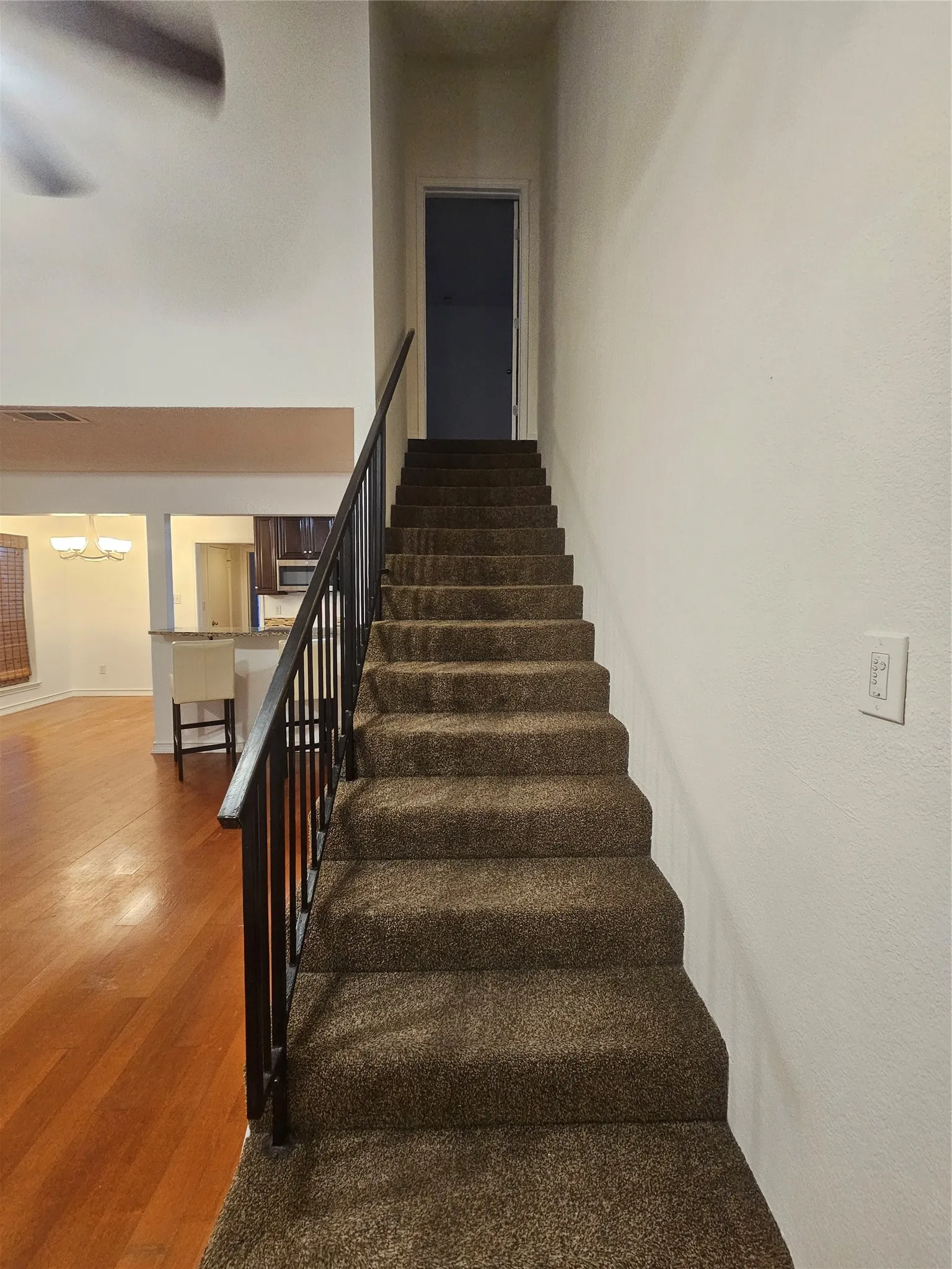 Duplex For Rent in Dallas County , 2066 Embassy Way, Carrollton, Texas 75006, 2 Bedroom, 2 Bathroom, Garage spaces, 1,142 Sqft, built in 1981, mls#21350486, Real Estate Agent in Carrollton, Homes For Rent in Dallas county, Homes For Rent in Carrollton, Realtor in Carrollton Texas, Real Estate Brokerage Independent Realty Texas, Luminita Cordes Realtor