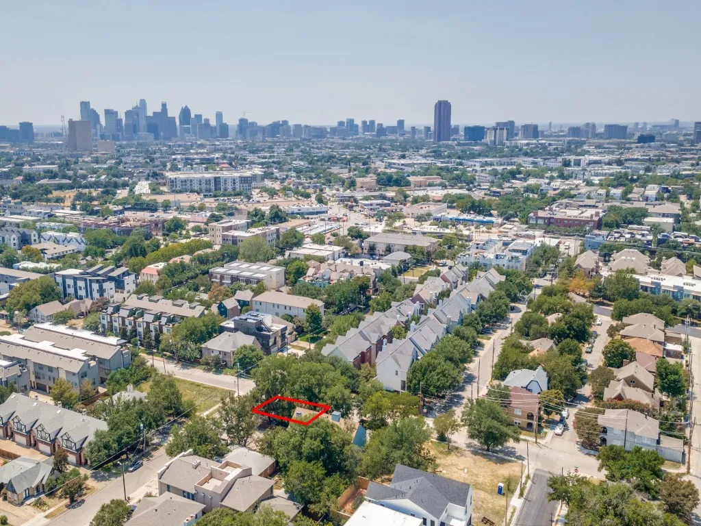 Single Family Residence For Sale in Dallas County , 5903 Lewis Street, Dallas, Texas 75206, 0, 0, Garage spaces, 1,238 Sqft, built in 1935, mls#21348944, Real Estate Agent in Dallas, Homes For Sale in Dallas county, Homes For Sale in Dallas, Realtor in Dallas Texas, Real Estate Brokerage Independent Realty Texas, Luminita Cordes Realtor