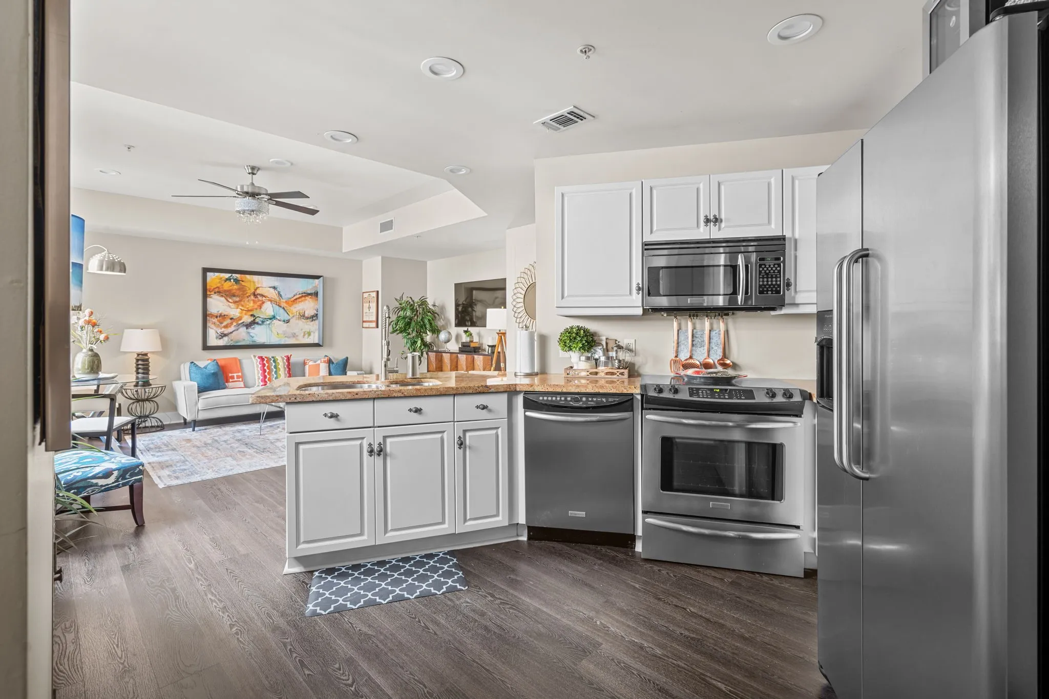 Condominium For Sale in Tarrant County , 411 W 7th Street 302, Fort Worth, Texas 76102, 1 Bedroom, 1 Bathroom, Garage spaces, 784 Sqft, built in 1921, mls#21348077, Real Estate Agent in Fort Worth, Homes For Sale in Tarrant county, Homes For Sale in Fort Worth, Realtor in Fort Worth Texas, Real Estate Brokerage Independent Realty Texas, Luminita Cordes Realtor