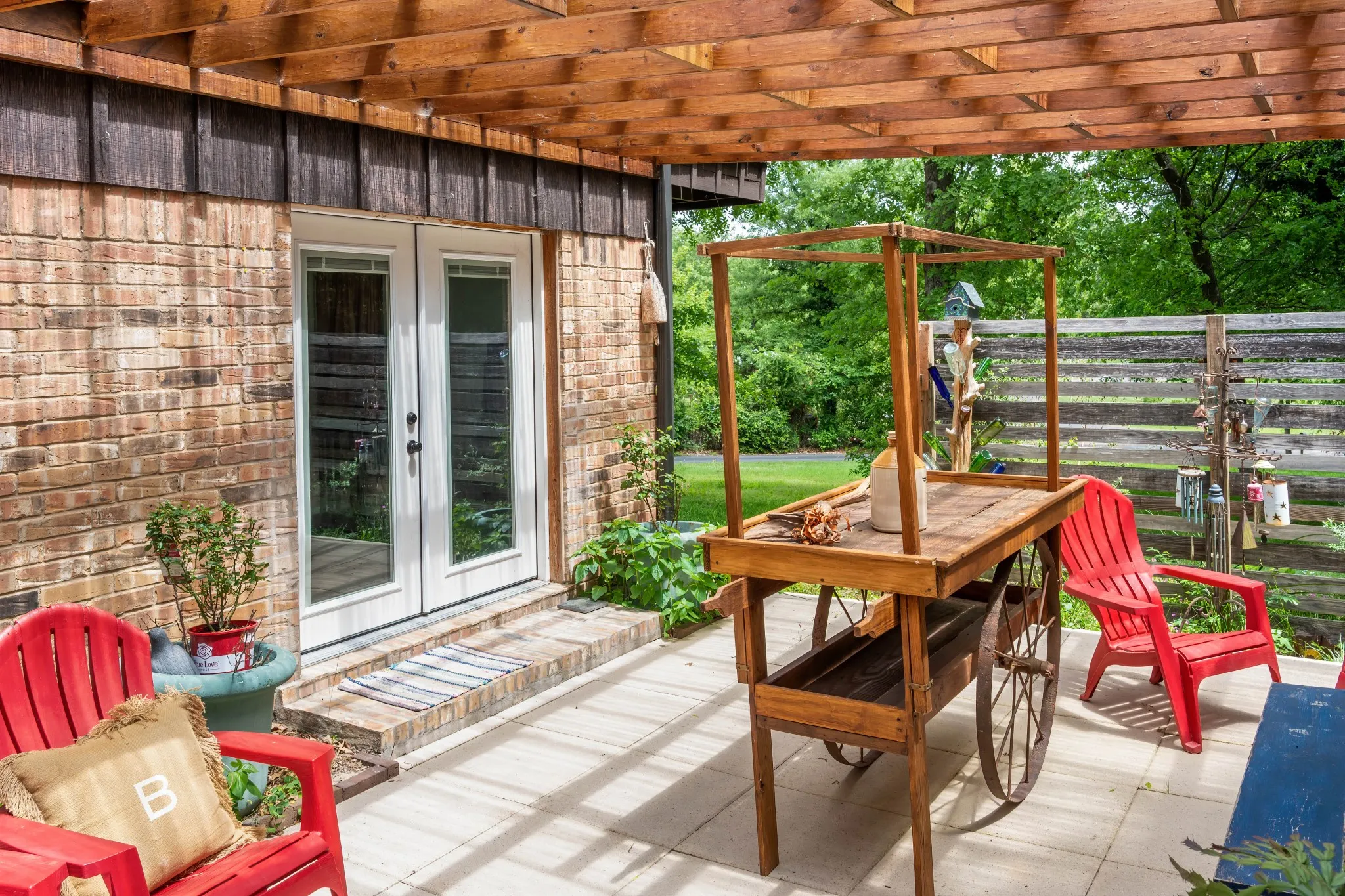 Single Family Residence For Sale in Wood County , 210 County Road 3495, Hawkins, Texas 75765, 4 Bedroom, 2 Bathroom, 2 Garage spaces, 1,960 Sqft, built in 1972, mls#21350601, Real Estate Agent in Hawkins, Homes For Sale in Wood county, Homes For Sale in Hawkins, Realtor in Hawkins Texas, Real Estate Brokerage Independent Realty Texas, Luminita Cordes Realtor